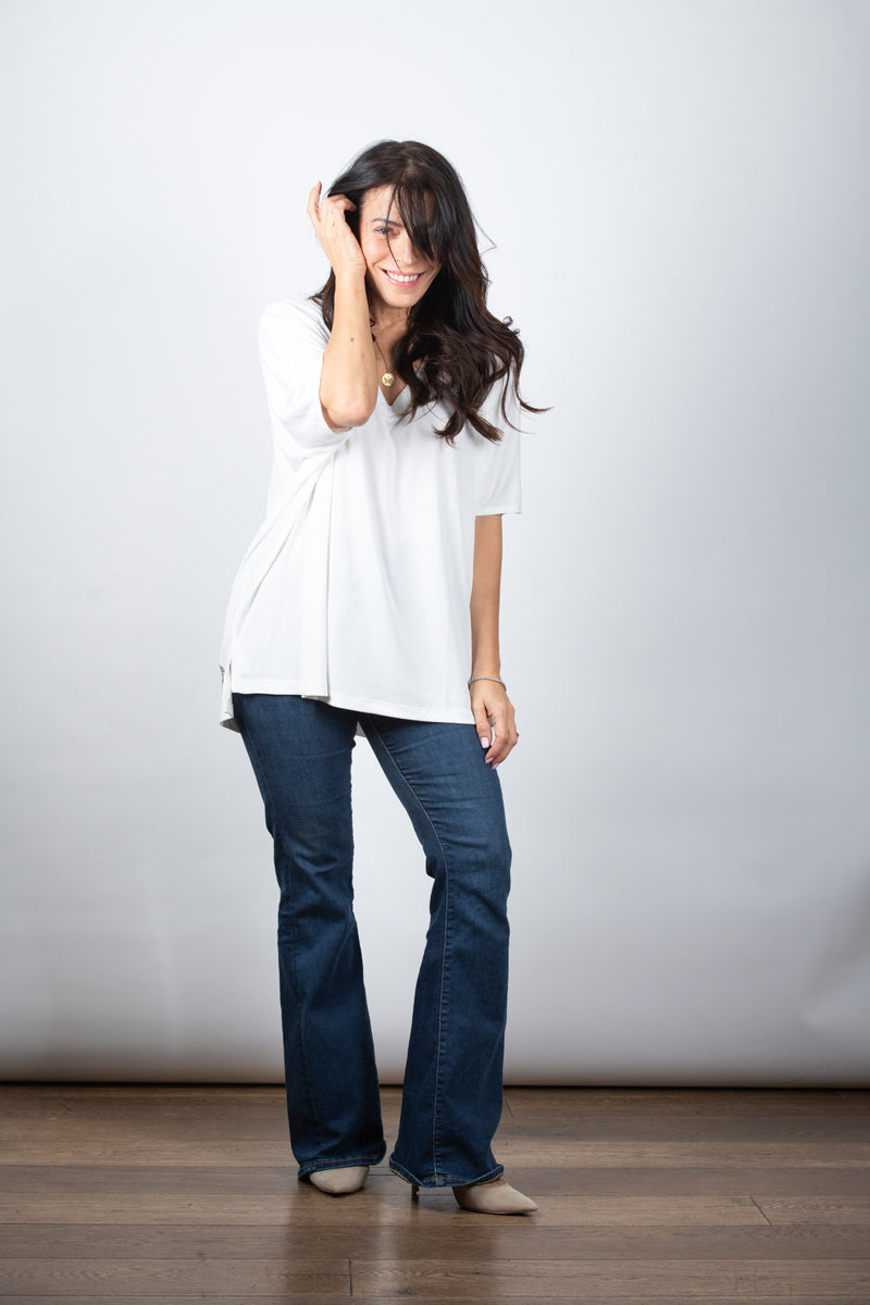 EOS V חולצה אוברסייז לבנה