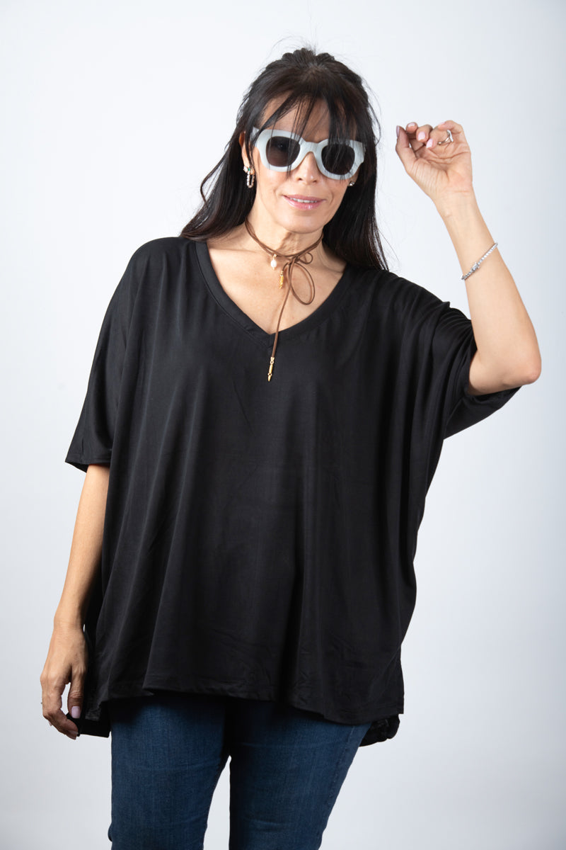 EOS V חולצה אוברסייז בייסיק שחורה