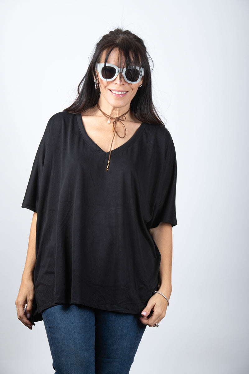 EOS V חולצה אוברסייז בייסיק שחורה