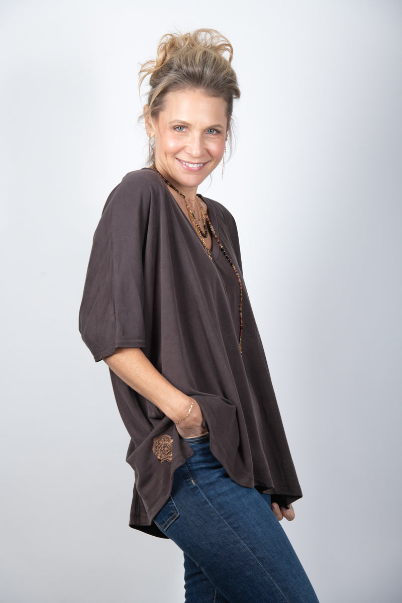 EOS V חולצה אוברסייז בייסיק