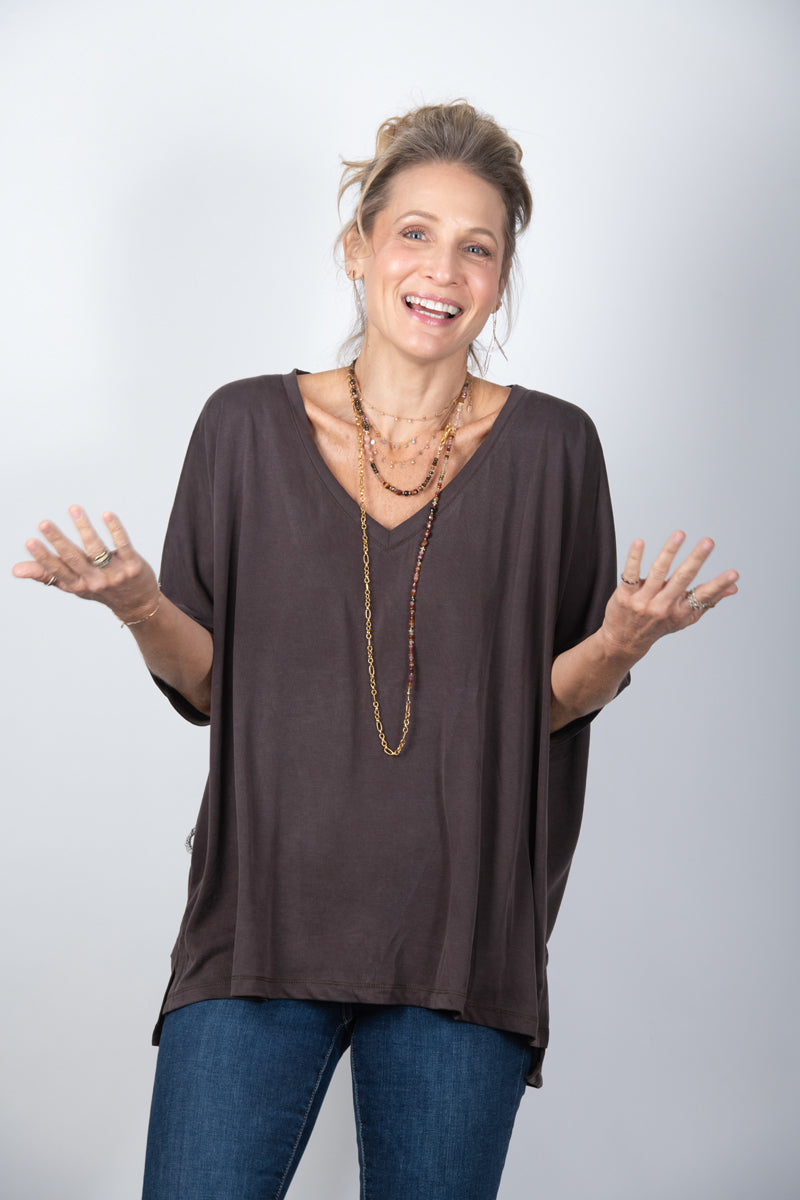 EOS V חולצה אוברסייז בייסיק