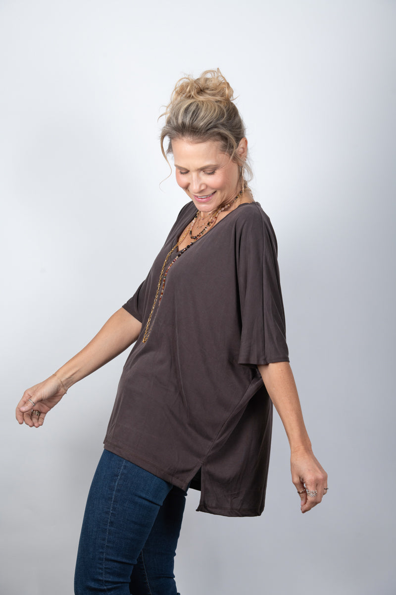 EOS V חולצה אוברסייז בייסיק