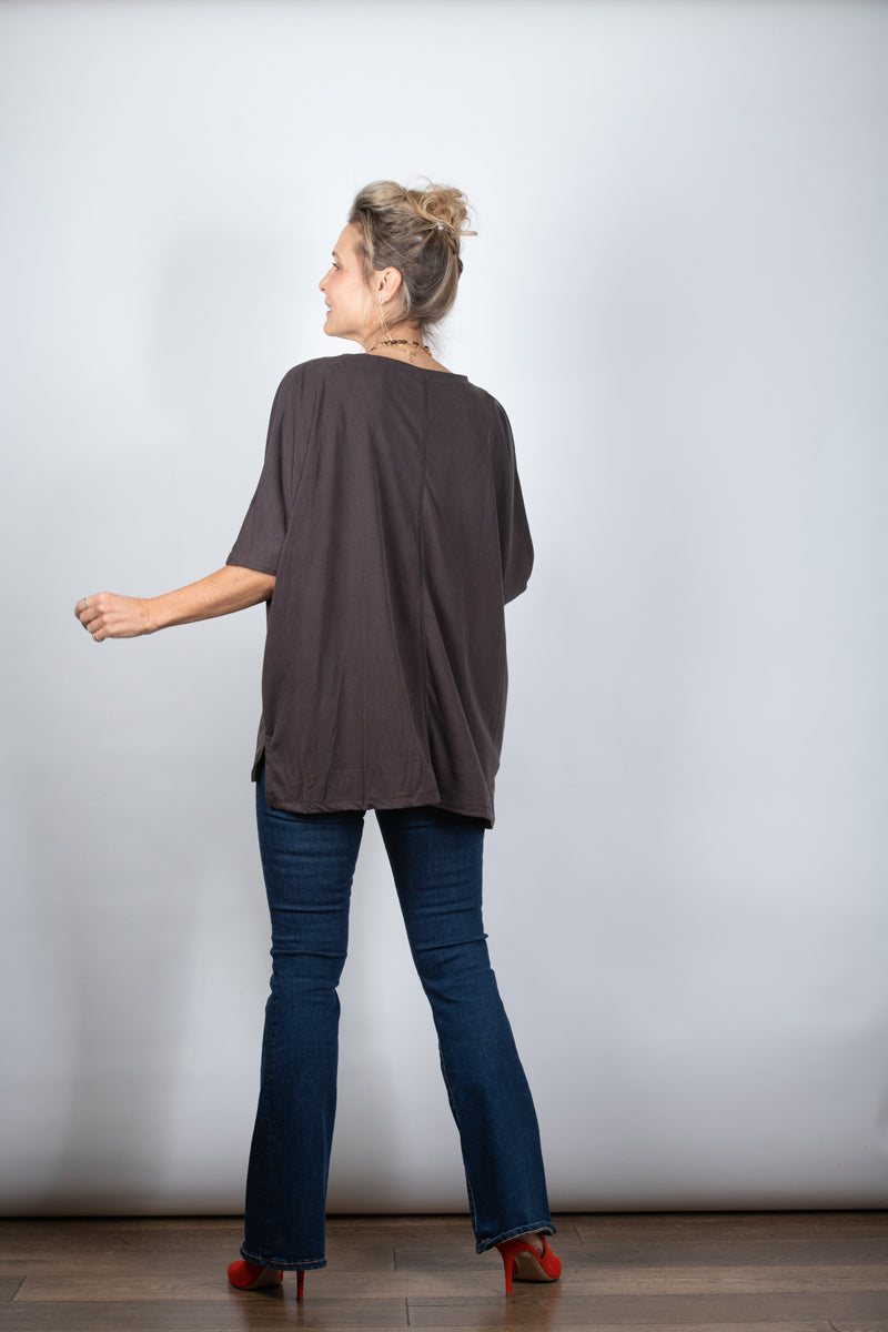 EOS V חולצה אוברסייז בייסיק