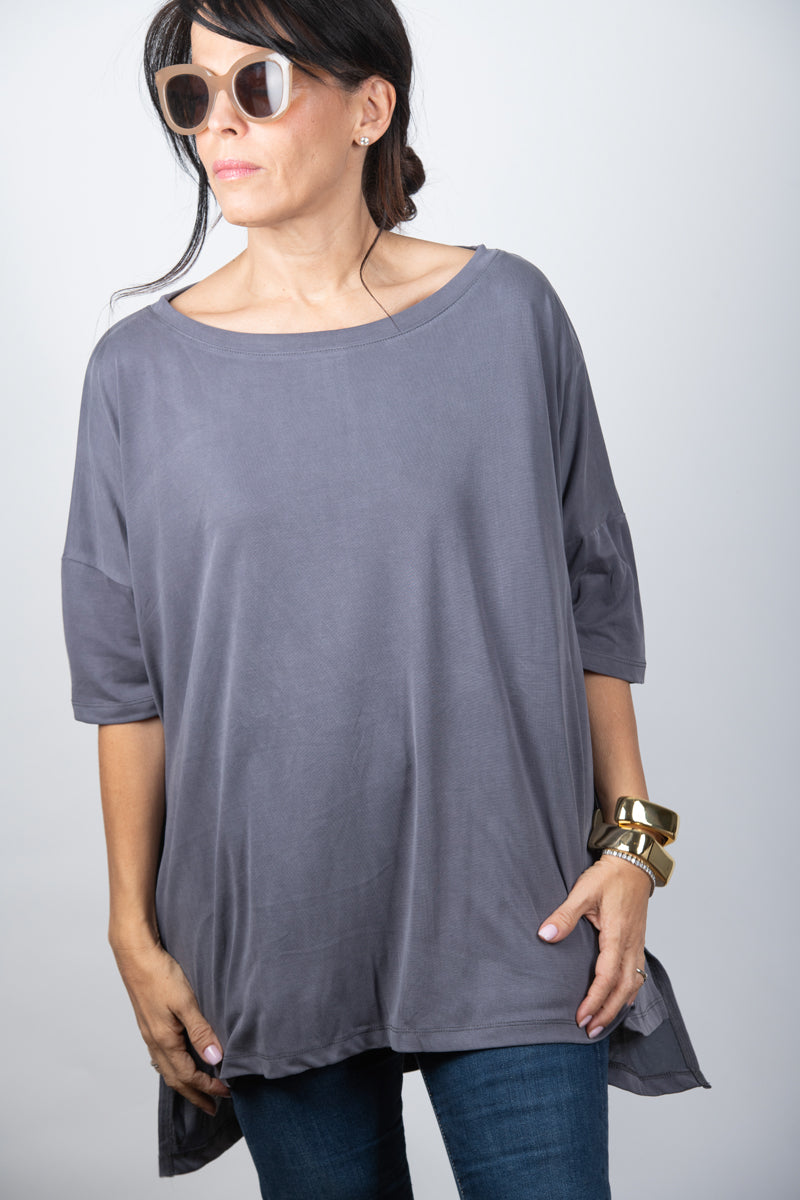 IRIS חולצה אוברסייז אפורה