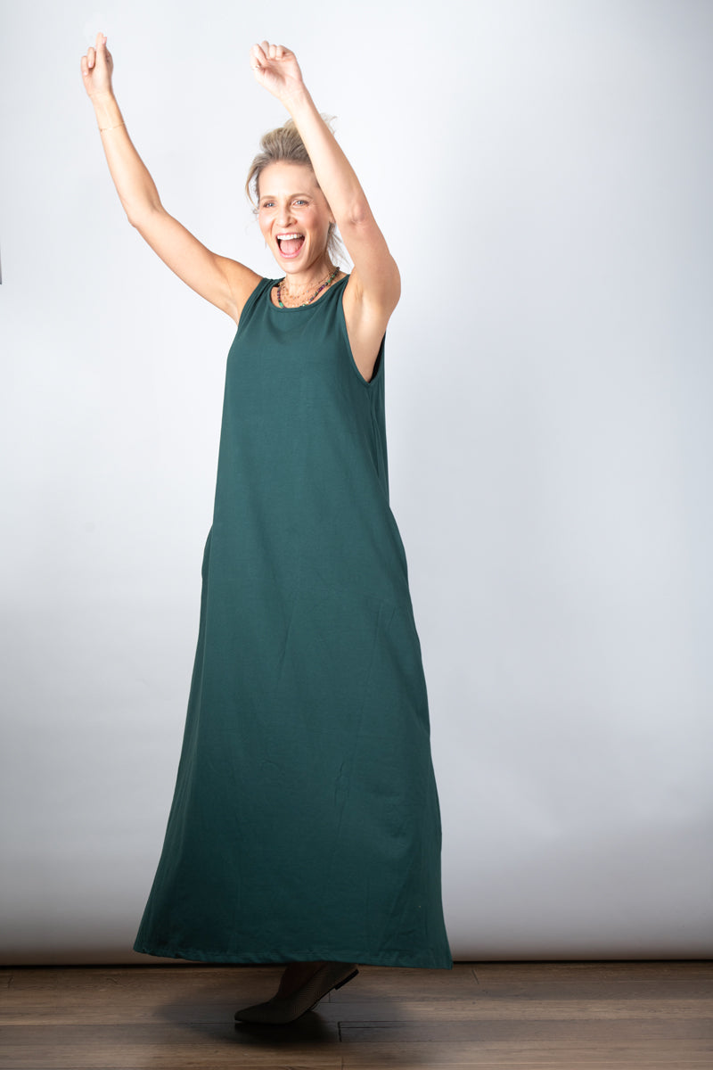 METIS שמלה מפתח ריצרצ ירוקה