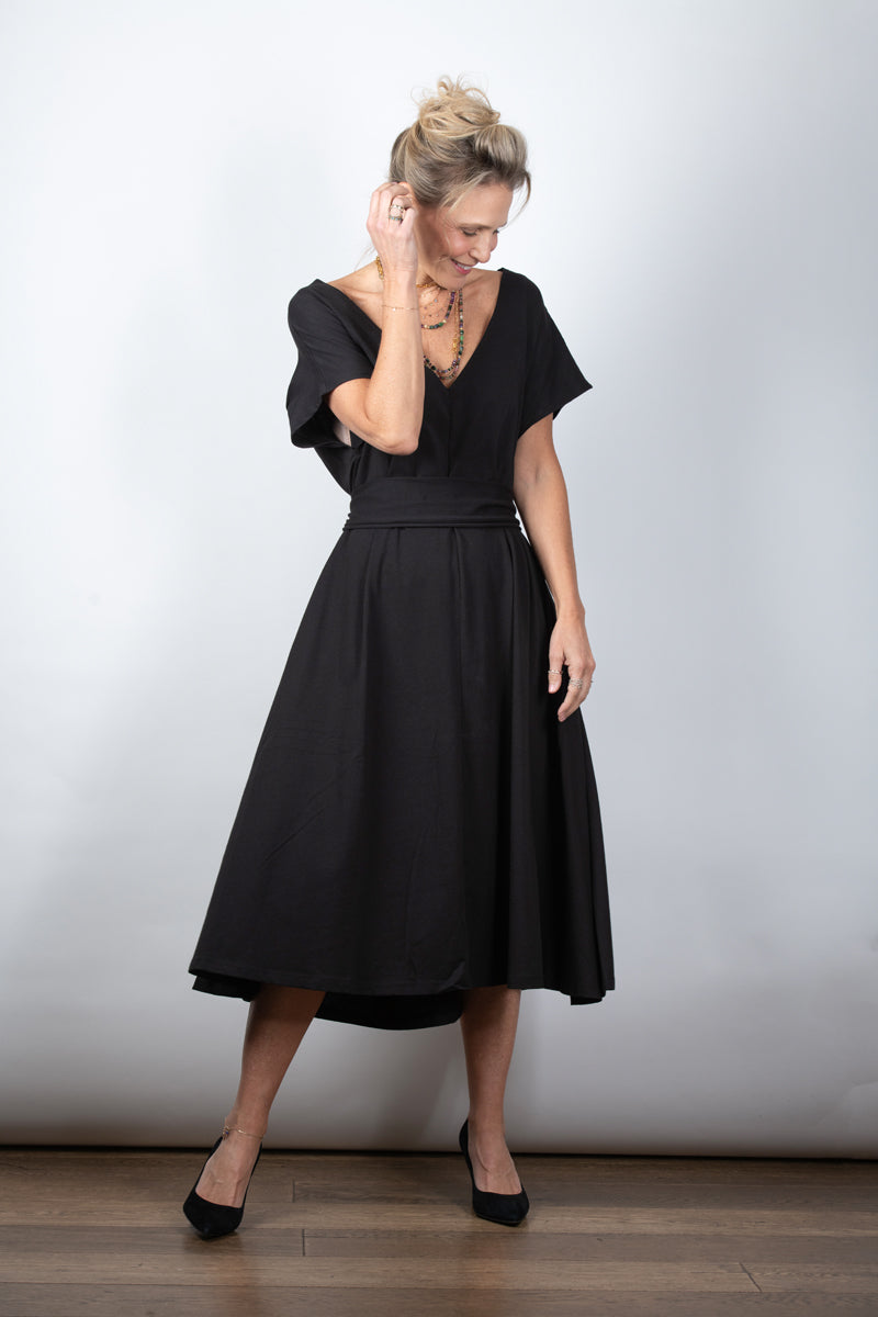 MERESLS שמלה שחורה אוברסייז