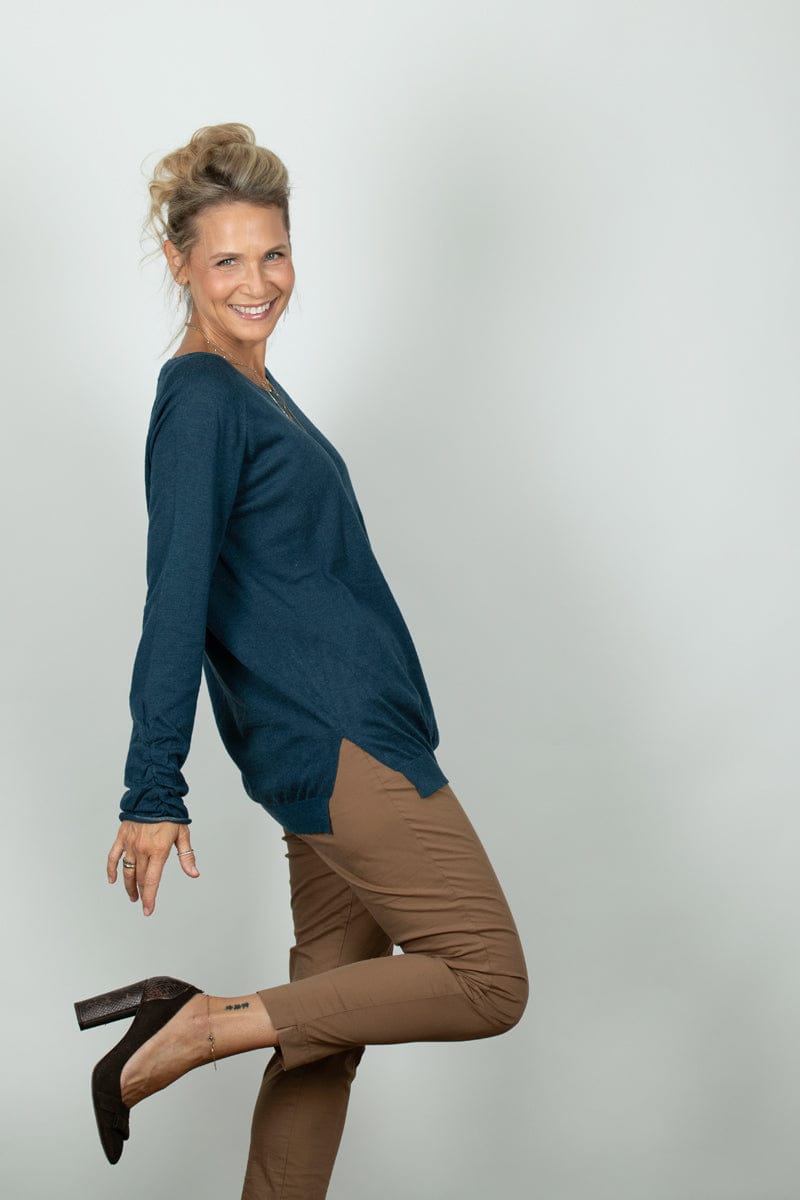 AURA סריג כחול קלאסי