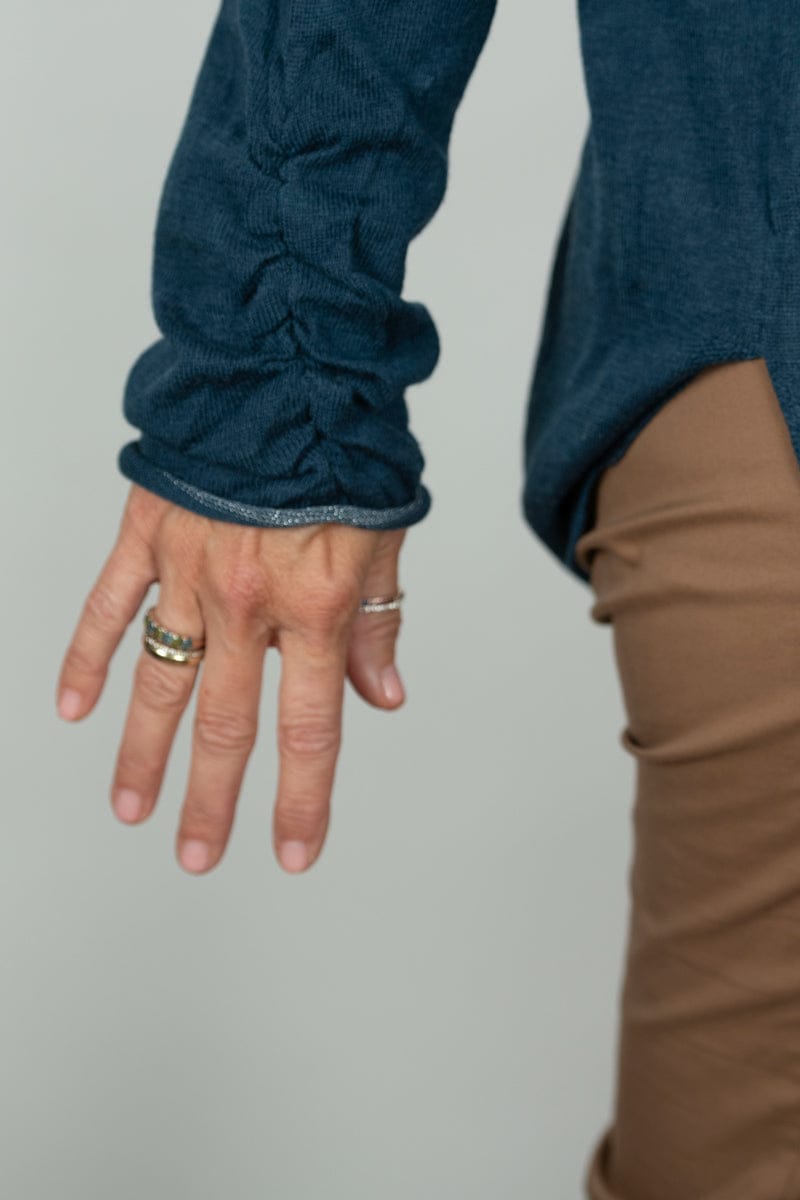 AURA סריג כחול קלאסי