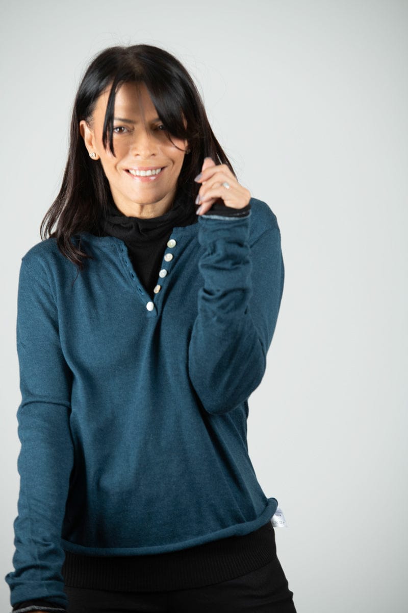 ECHO סריג כפתורים כחול