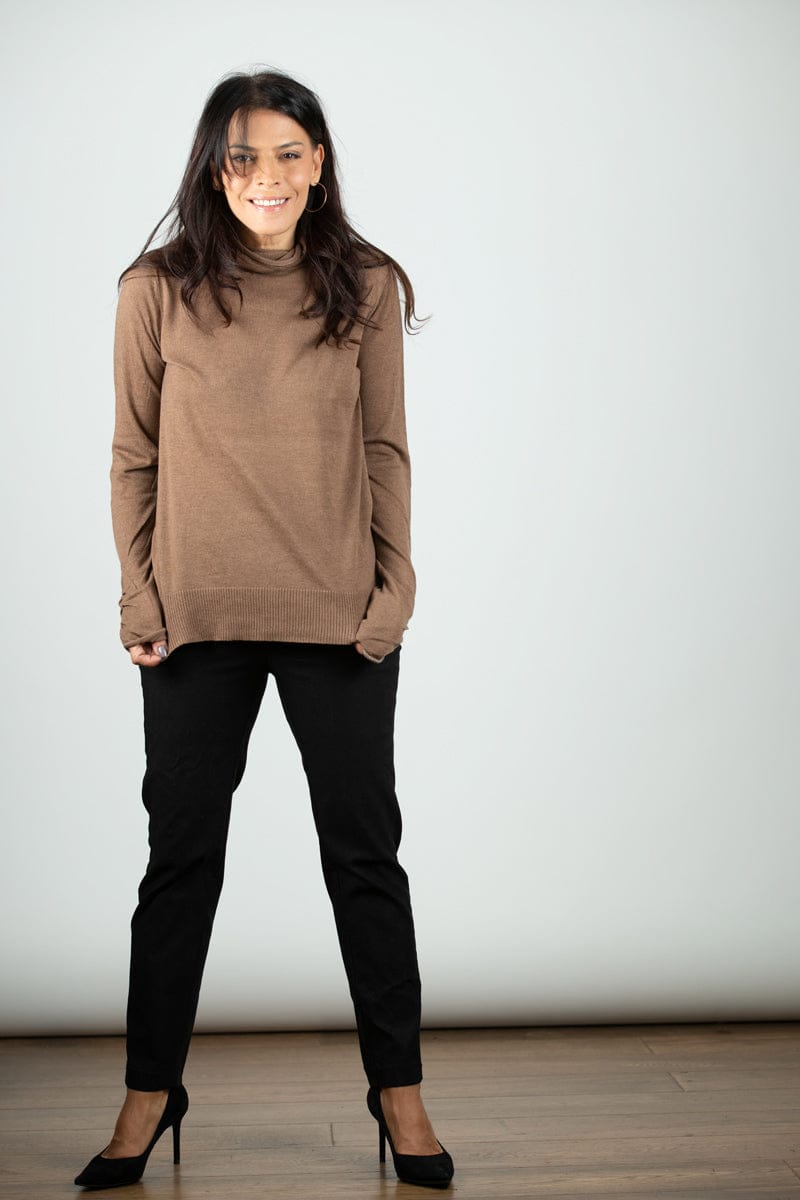 BLOOM סריג גולף חום