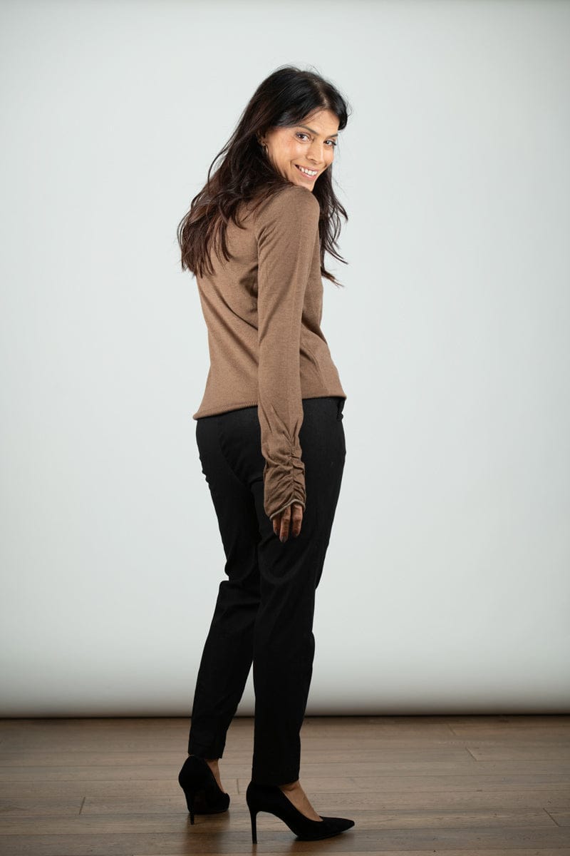 BLOOM סריג גולף חום