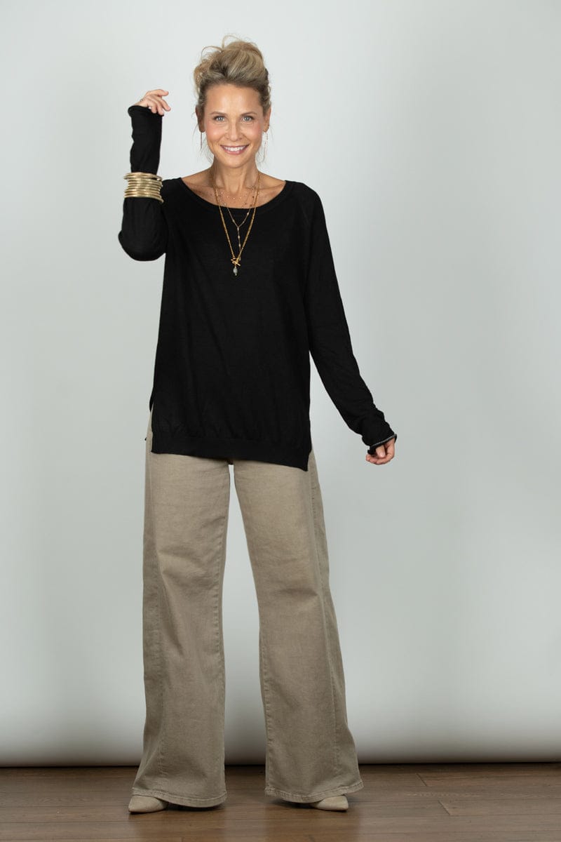 AURA סריג שחור קלאסי