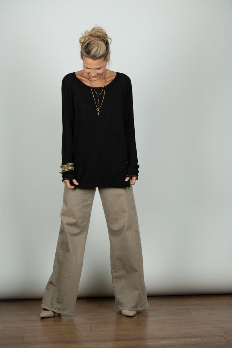 AURA סריג שחור קלאסי