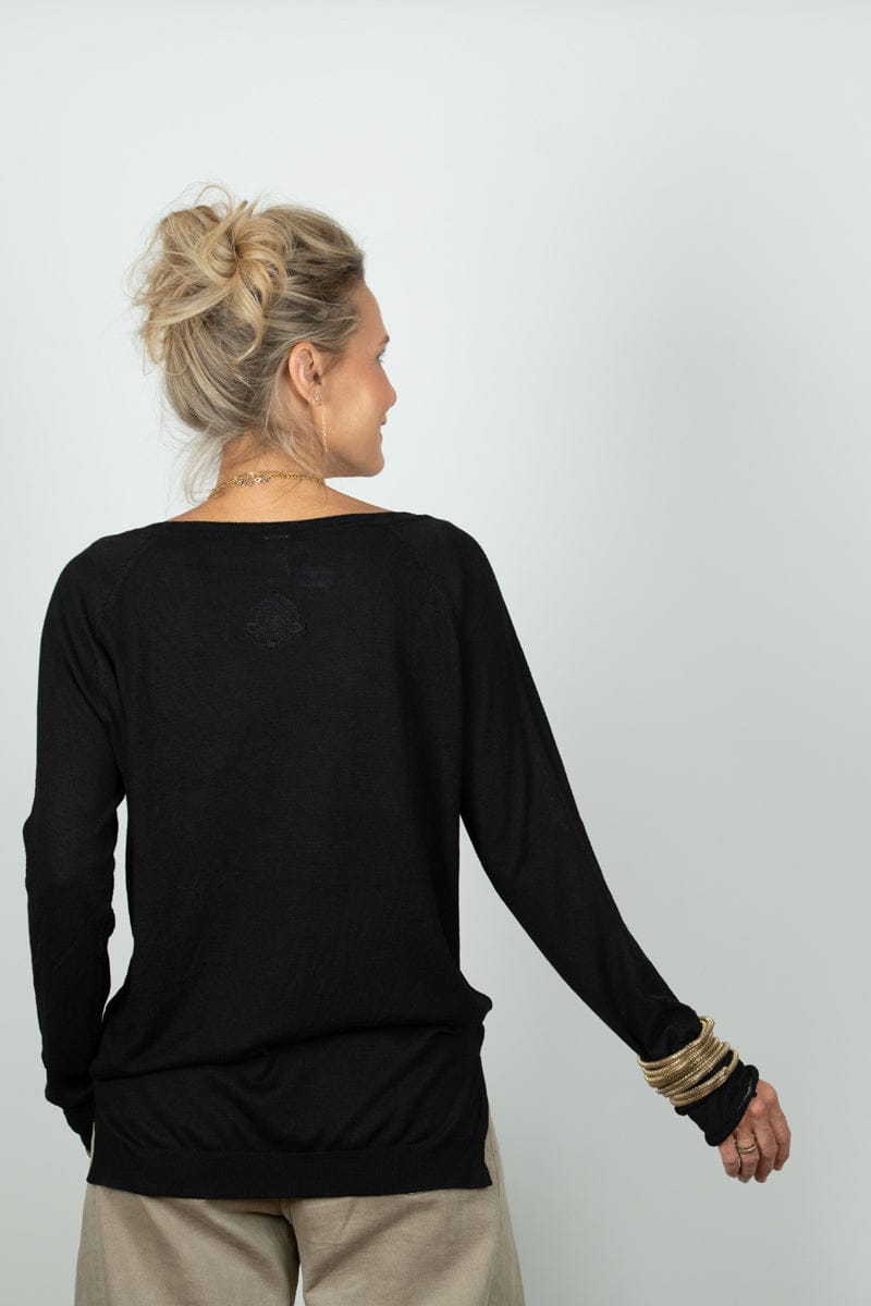 AURA סריג שחור קלאסי