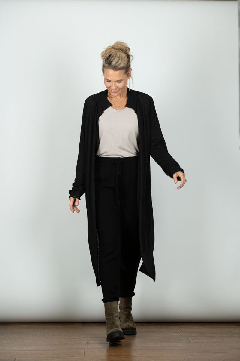 SOFTLY עליונית סריג שחורה