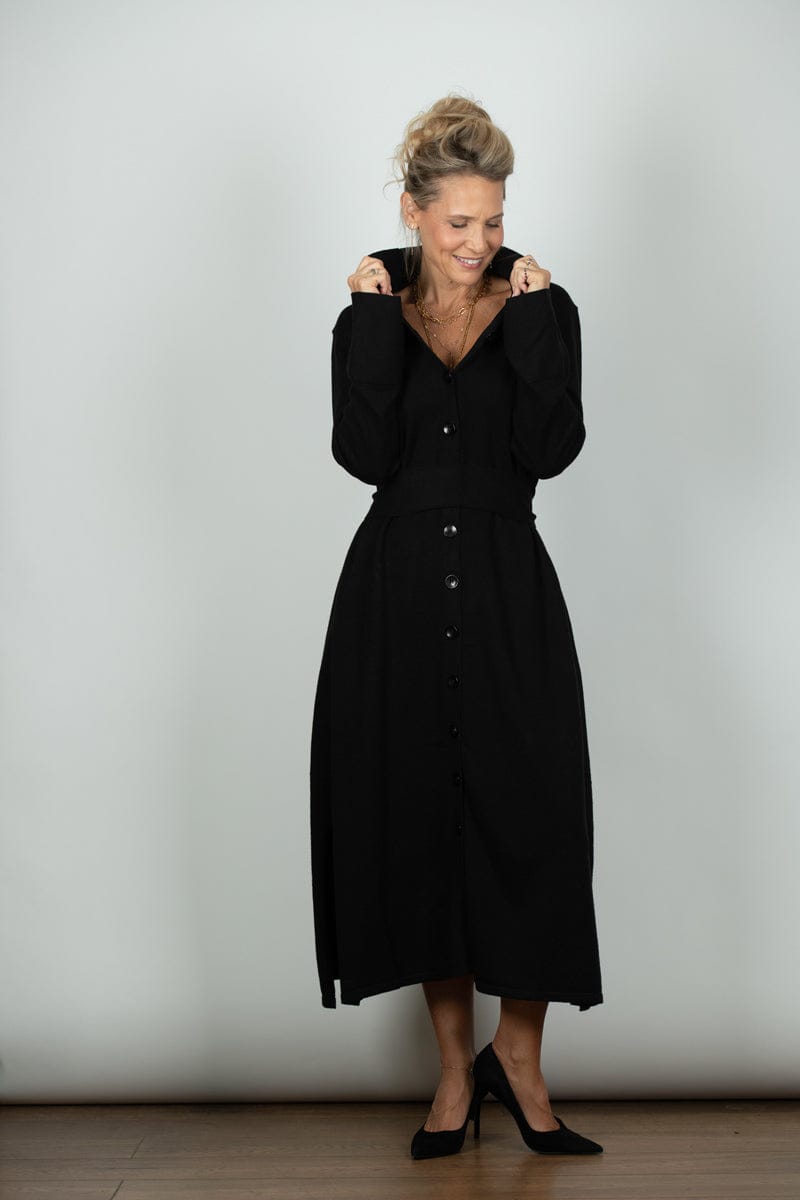 WHISPER שמלת סריג שחורה