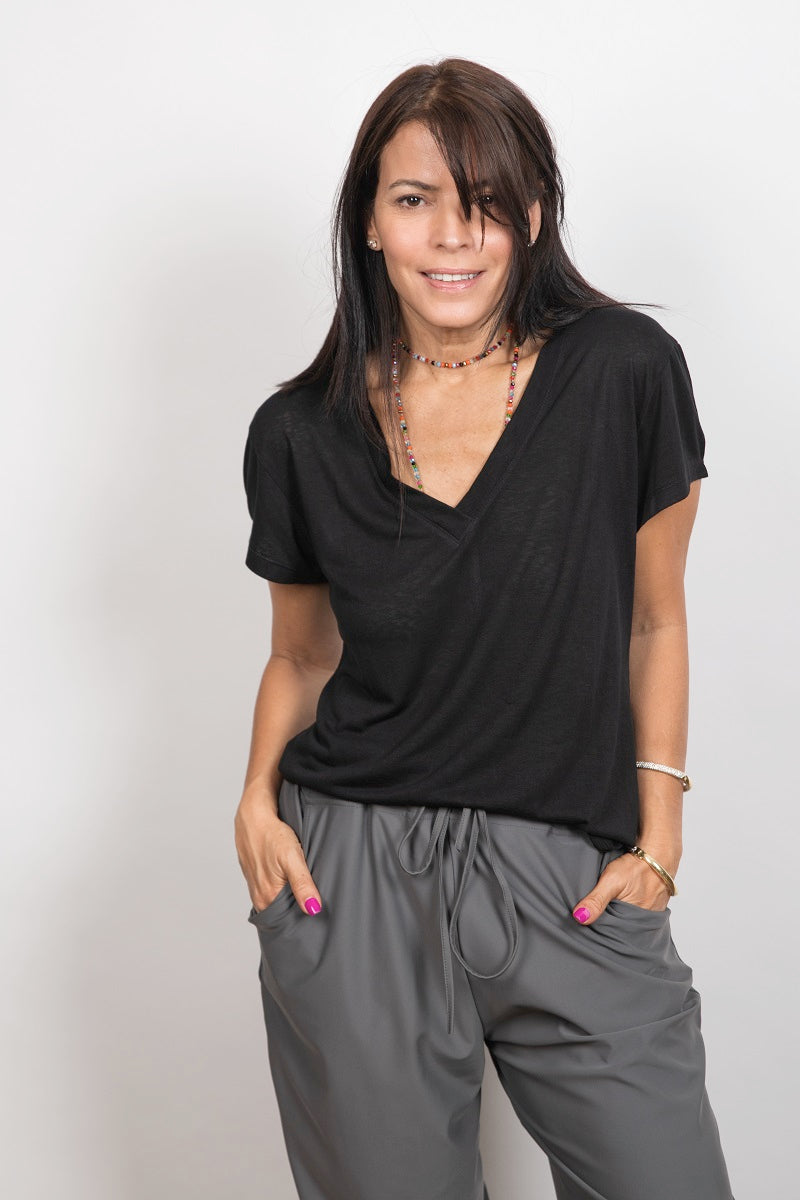 SHELL V חולצה בייסיק שחורה