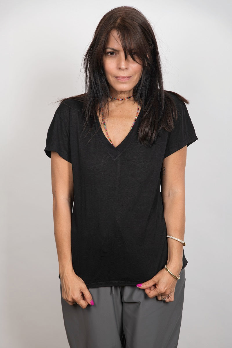 SHELL V חולצה בייסיק שחורה