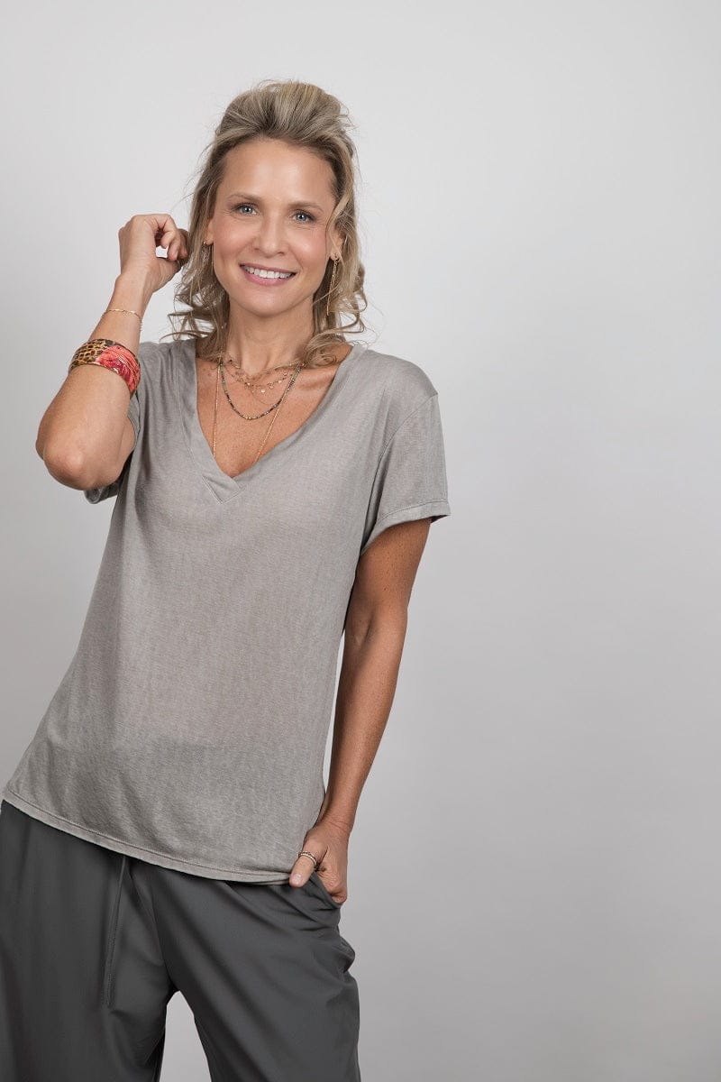 SHELL V חולצה בייסיק אפורה