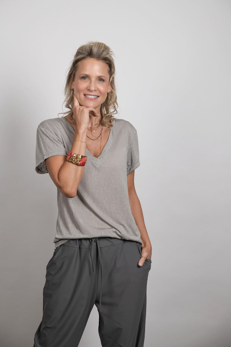 SHELL V חולצה בייסיק אפורה