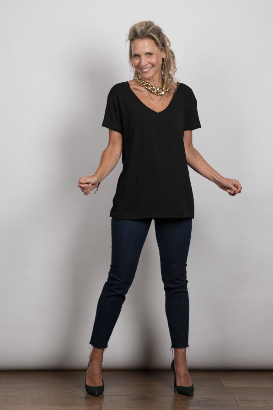 AMOS V חולצה שחורה