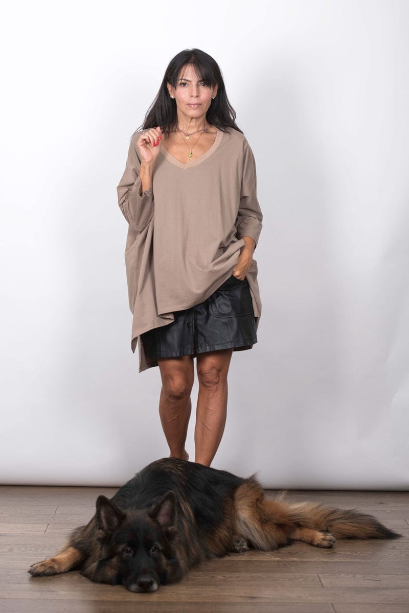 SHIN V חולצה קאמל אוברסייז