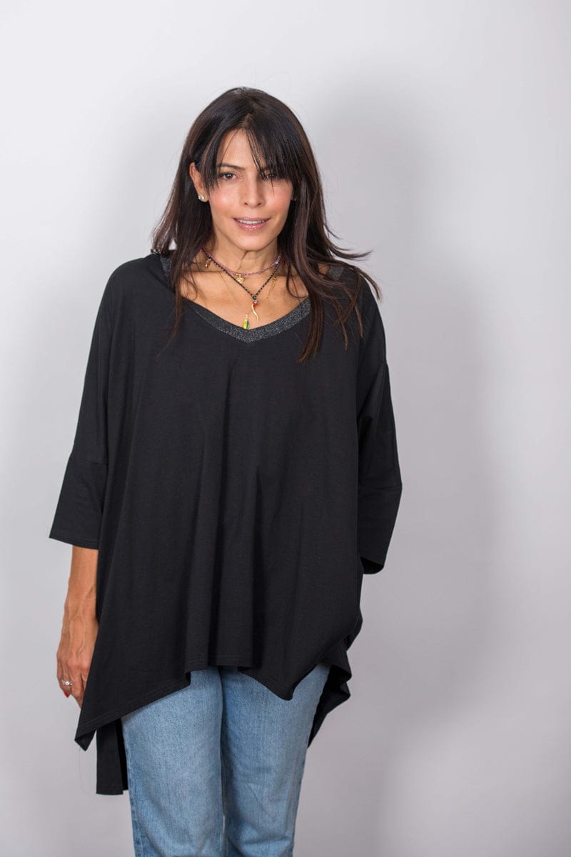 SHIN V חולצה שחורה אוברסייז