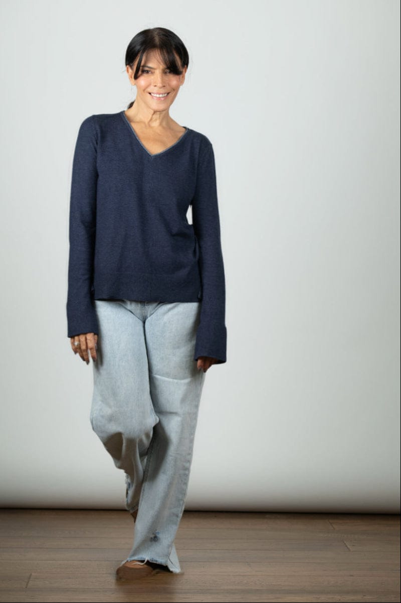 FABLE V סריג כחול