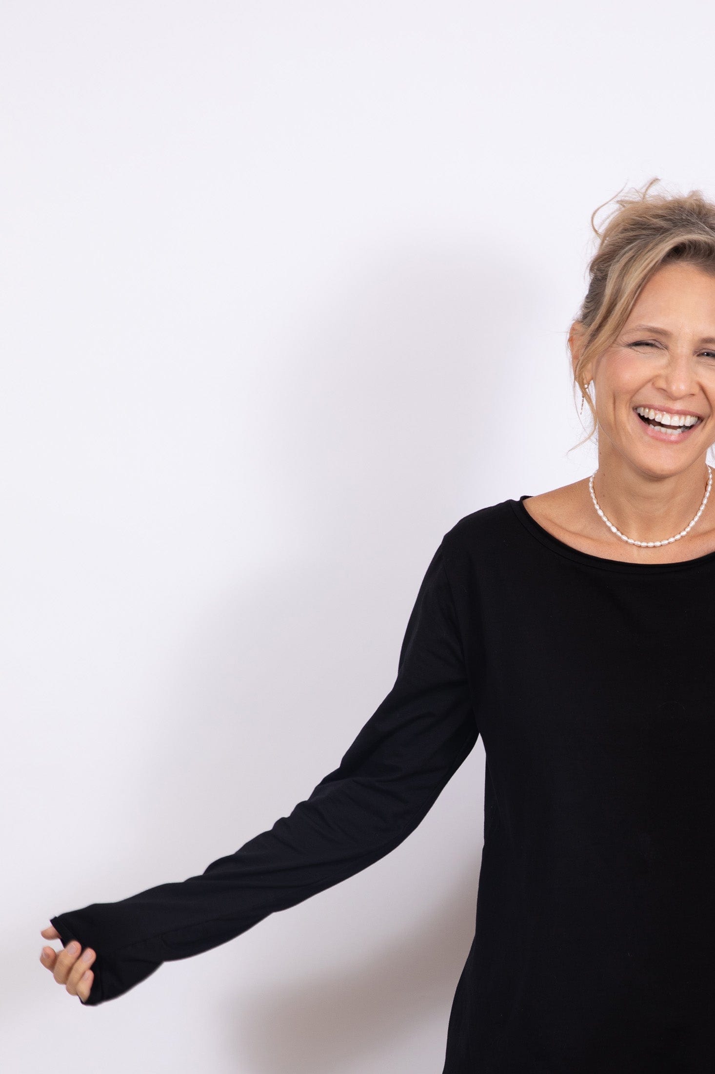 S SHIRT  חולצה שחורה image 6