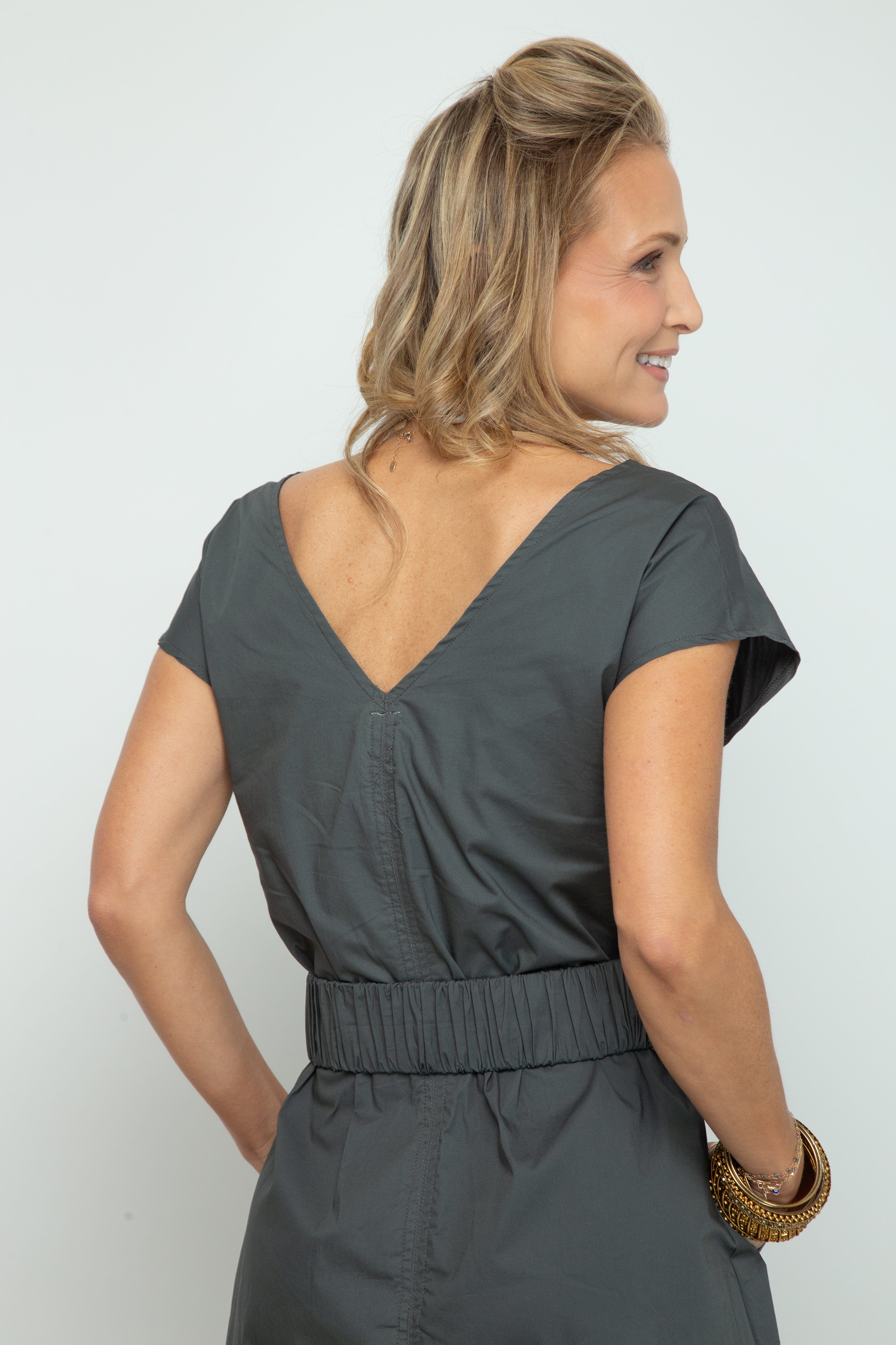 POOLY NEW שמלה מעוצבת אפור  זית  image 4