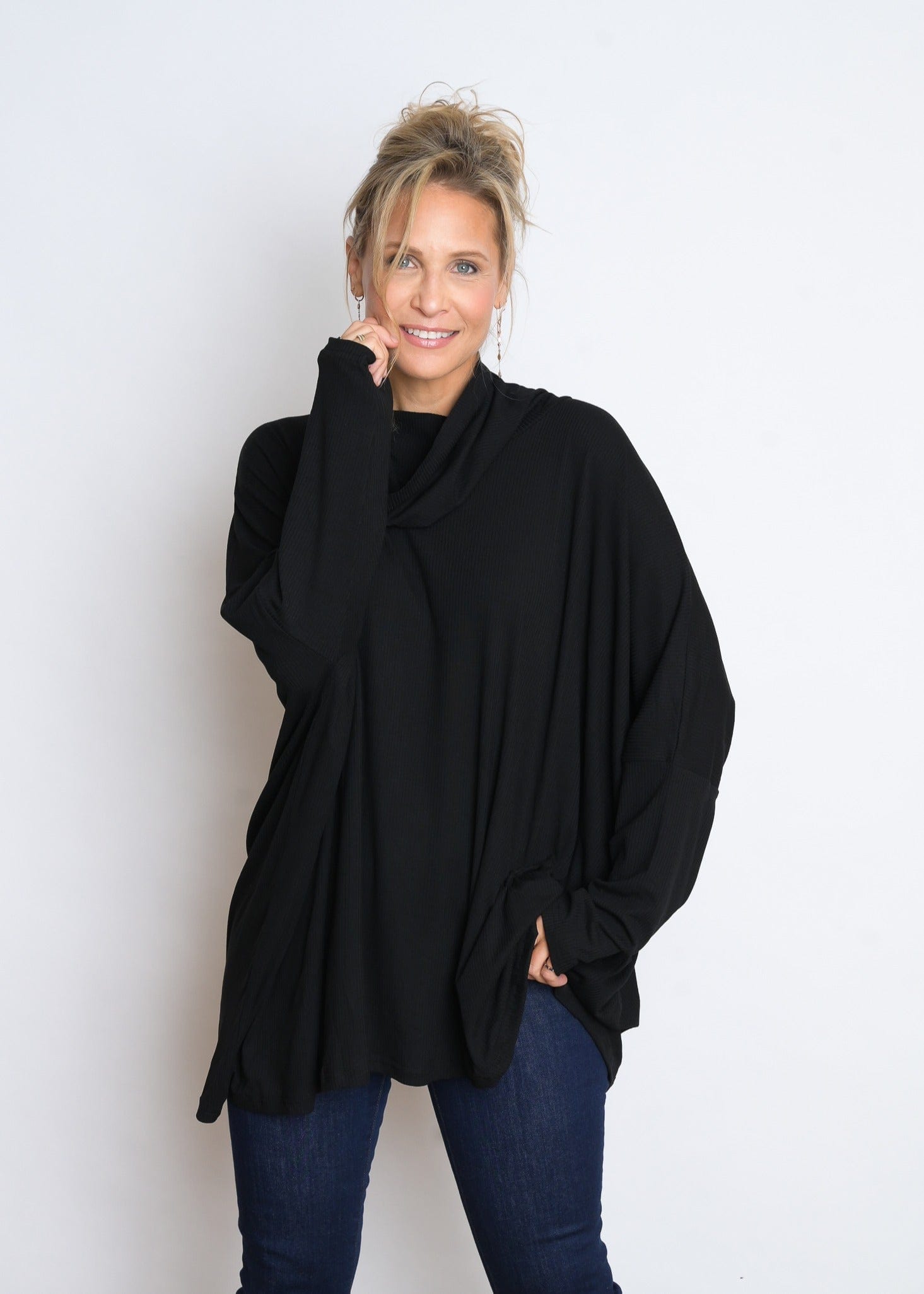 K SHIRT   גולף שחור אוברסייז image 1