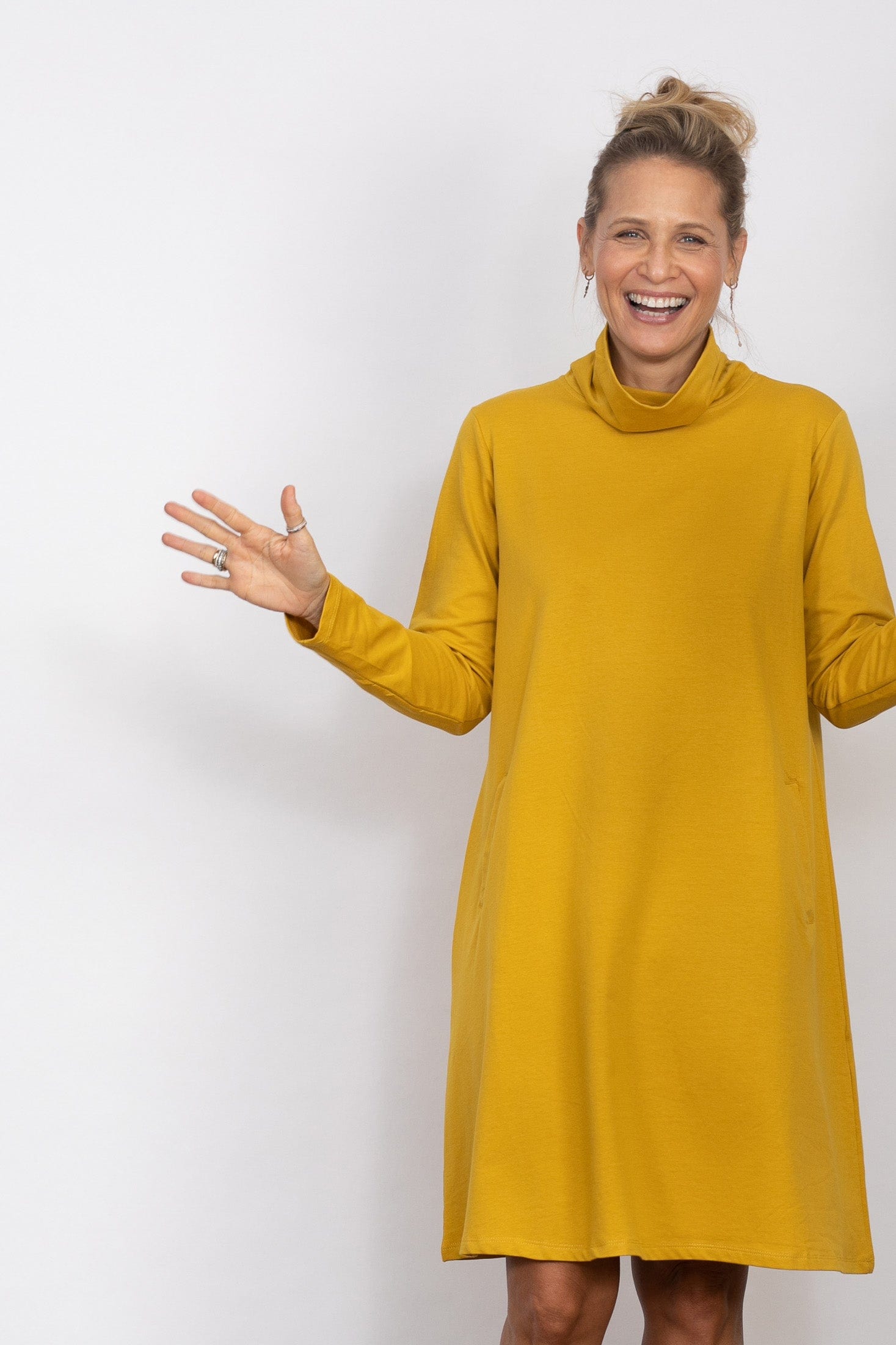 SALT   שמלת גולף פוטר דק image 0