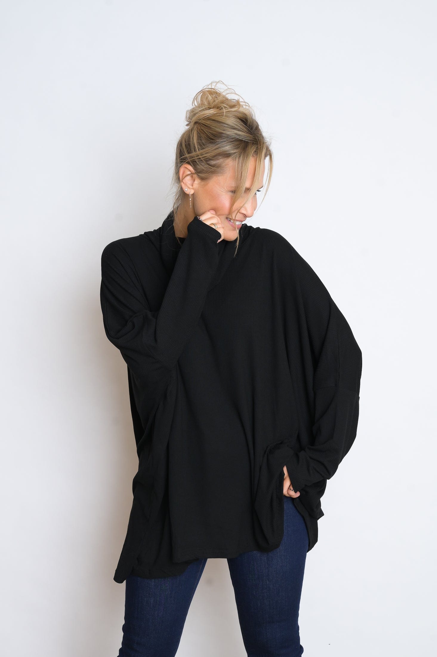 K SHIRT   גולף שחור אוברסייז image 7