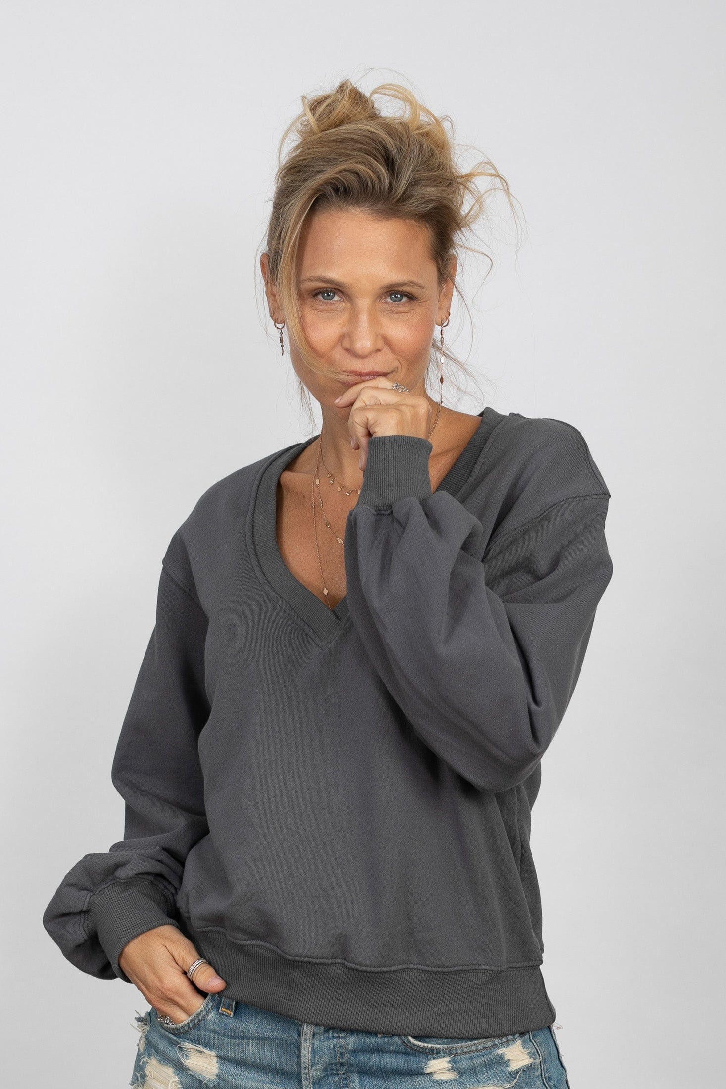 PEAR V  חולצת טרנינג אפורה image 2