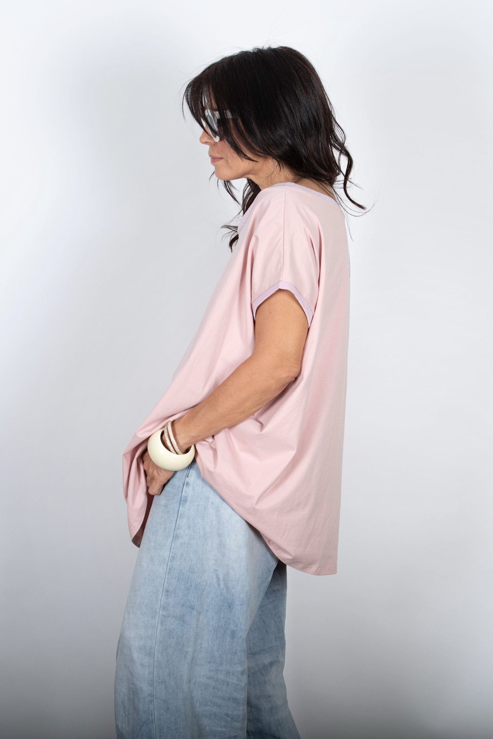 OFER חולצה ורודה אוברסייז image 4