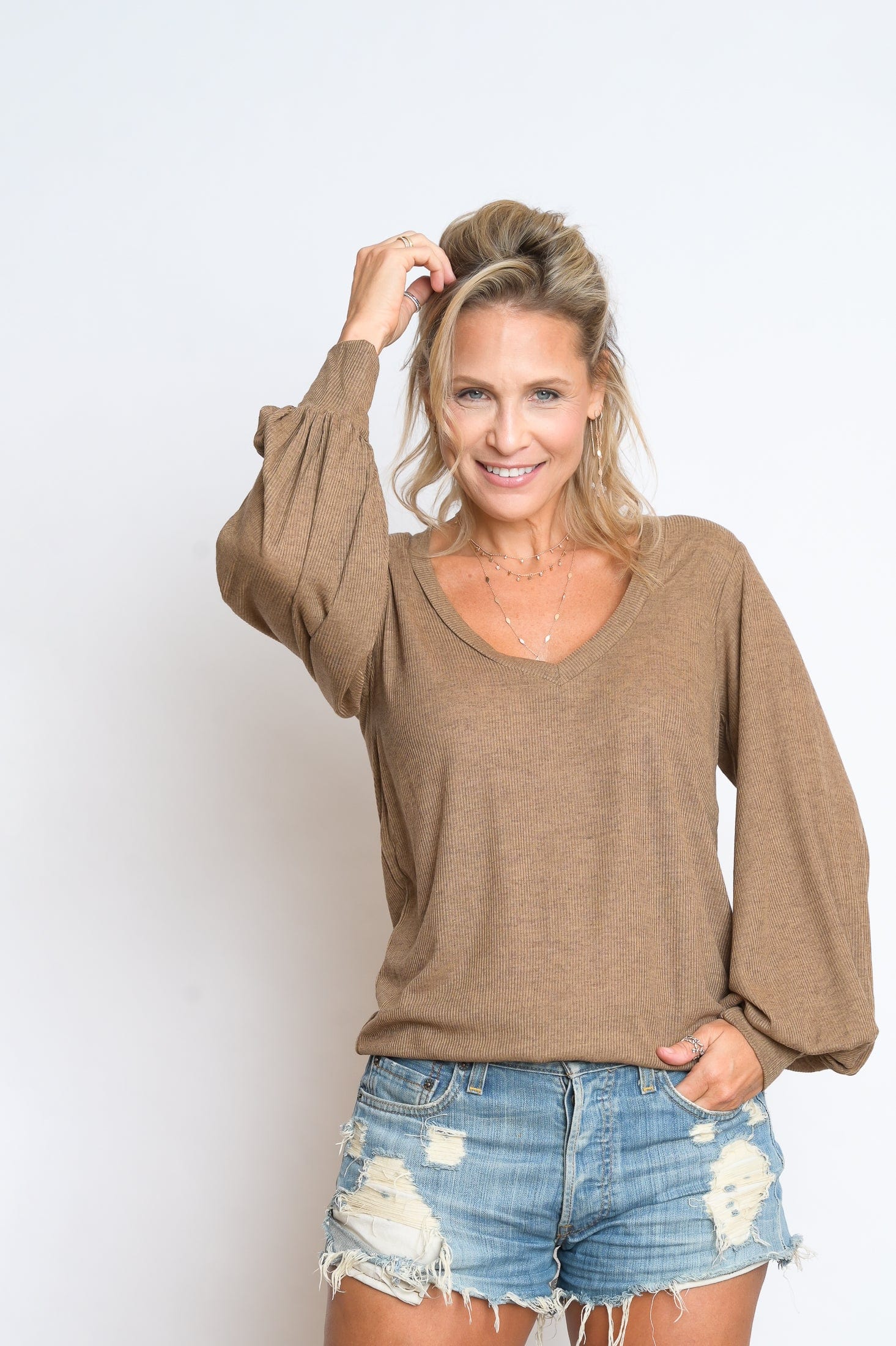 N SHIRT  חולצה חומה מעוצבת image 5