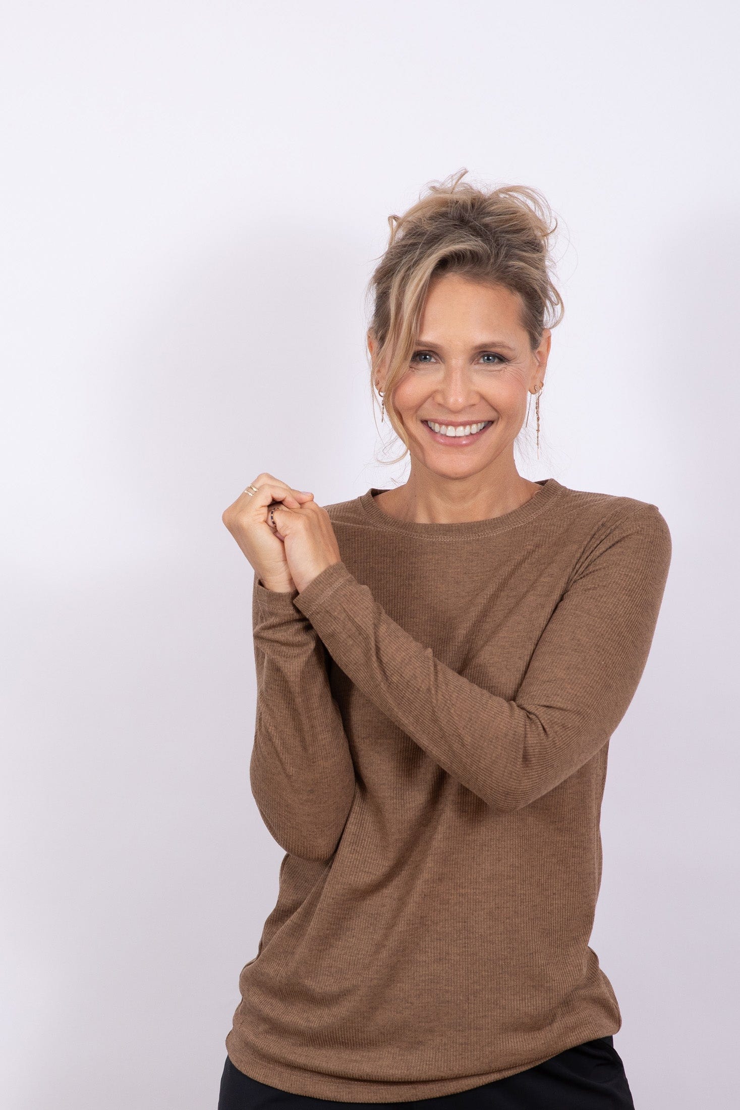 P SHIRT  חולצה בייסיק image 3