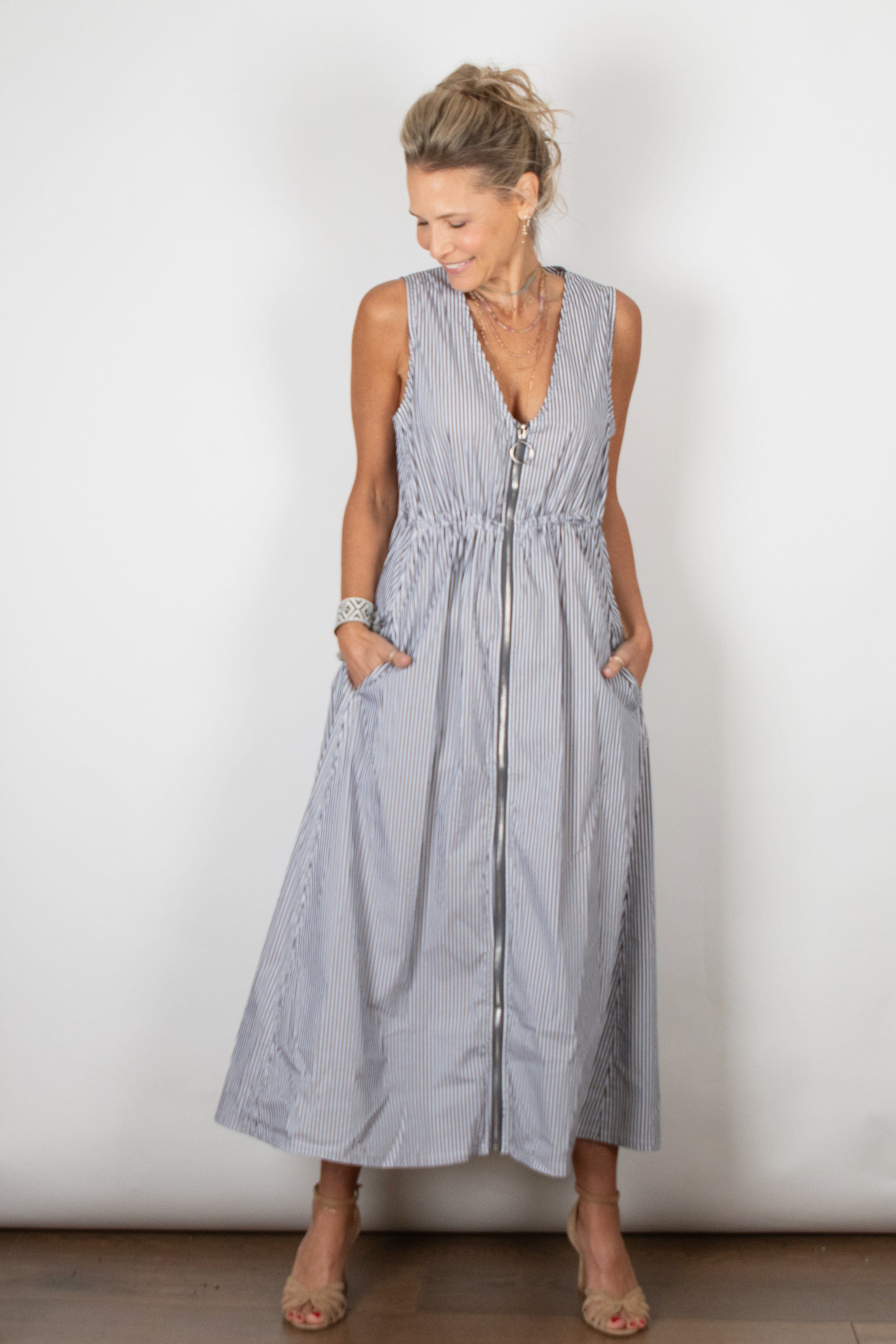 KELLY שמלה ריצ׳רצ שחור פסים image 4