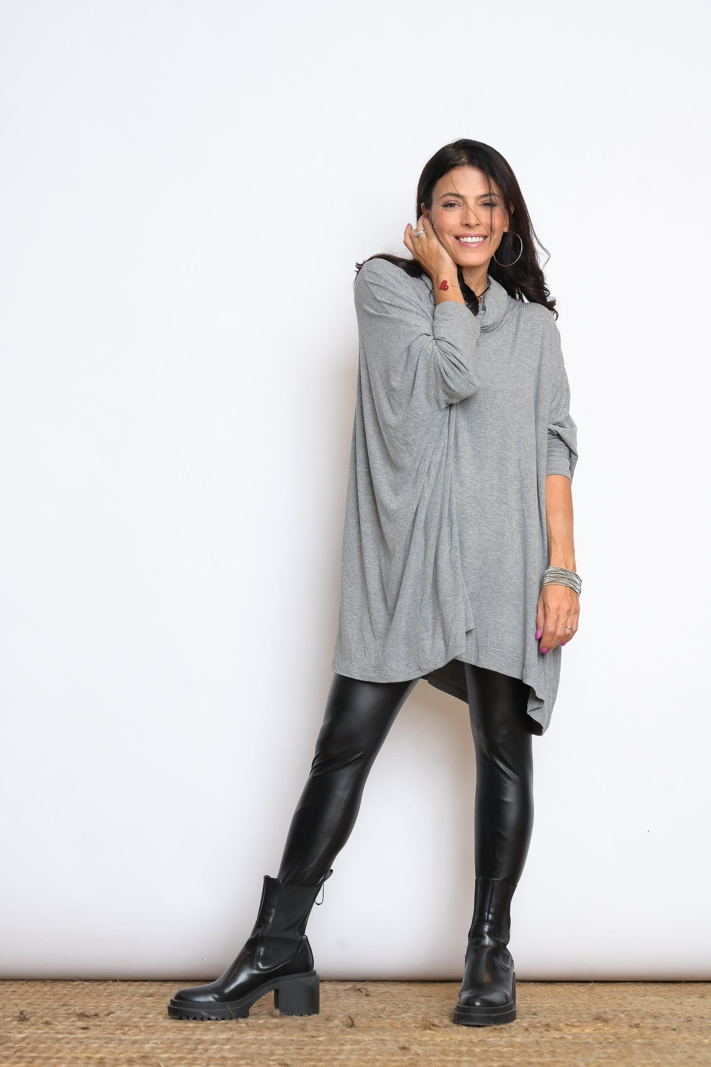 K SHIRT   גולף אפור אוברסייז image 3