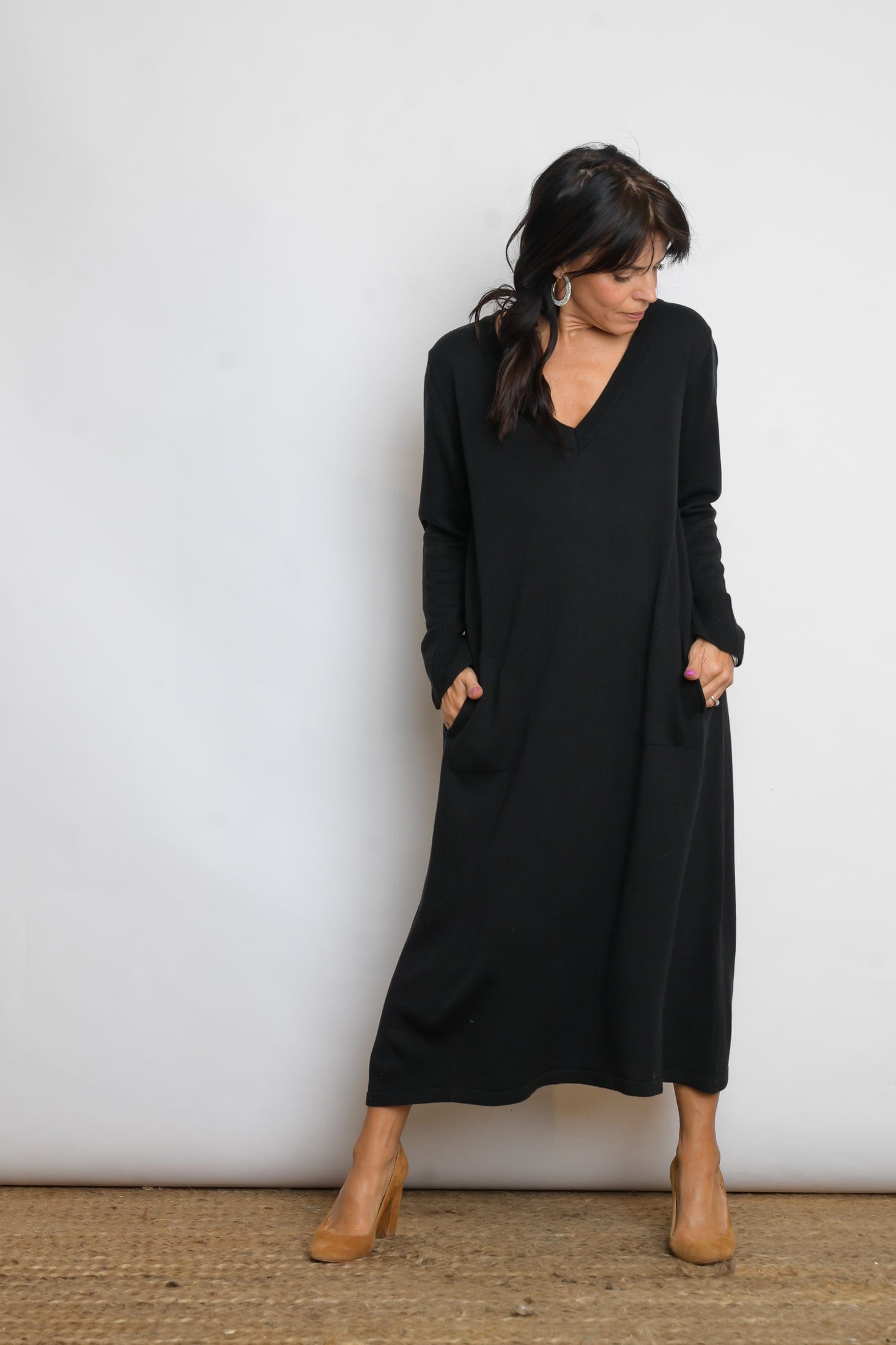 NIMOS  שמלת סריג שחורה ארוכה image 6