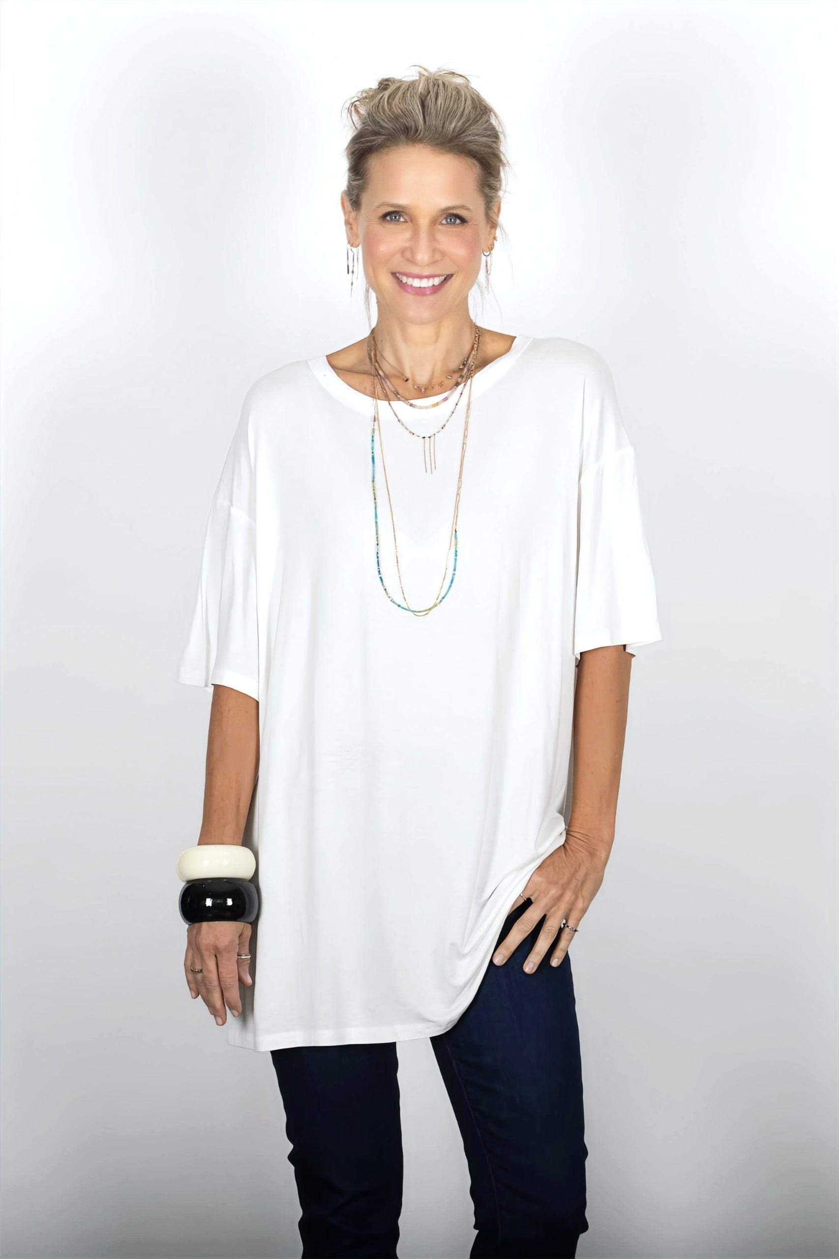 EYAL חולצה יוניסקס לבנה image 0