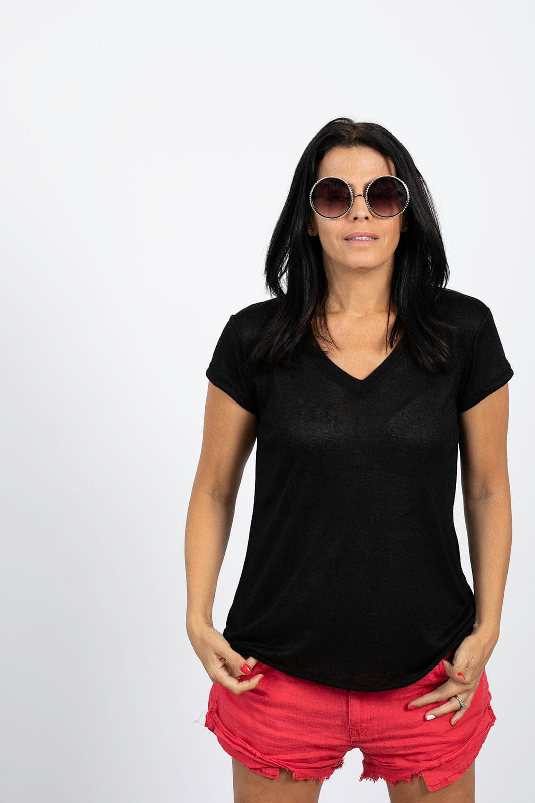 SPOT שחורה V חולצה image 5