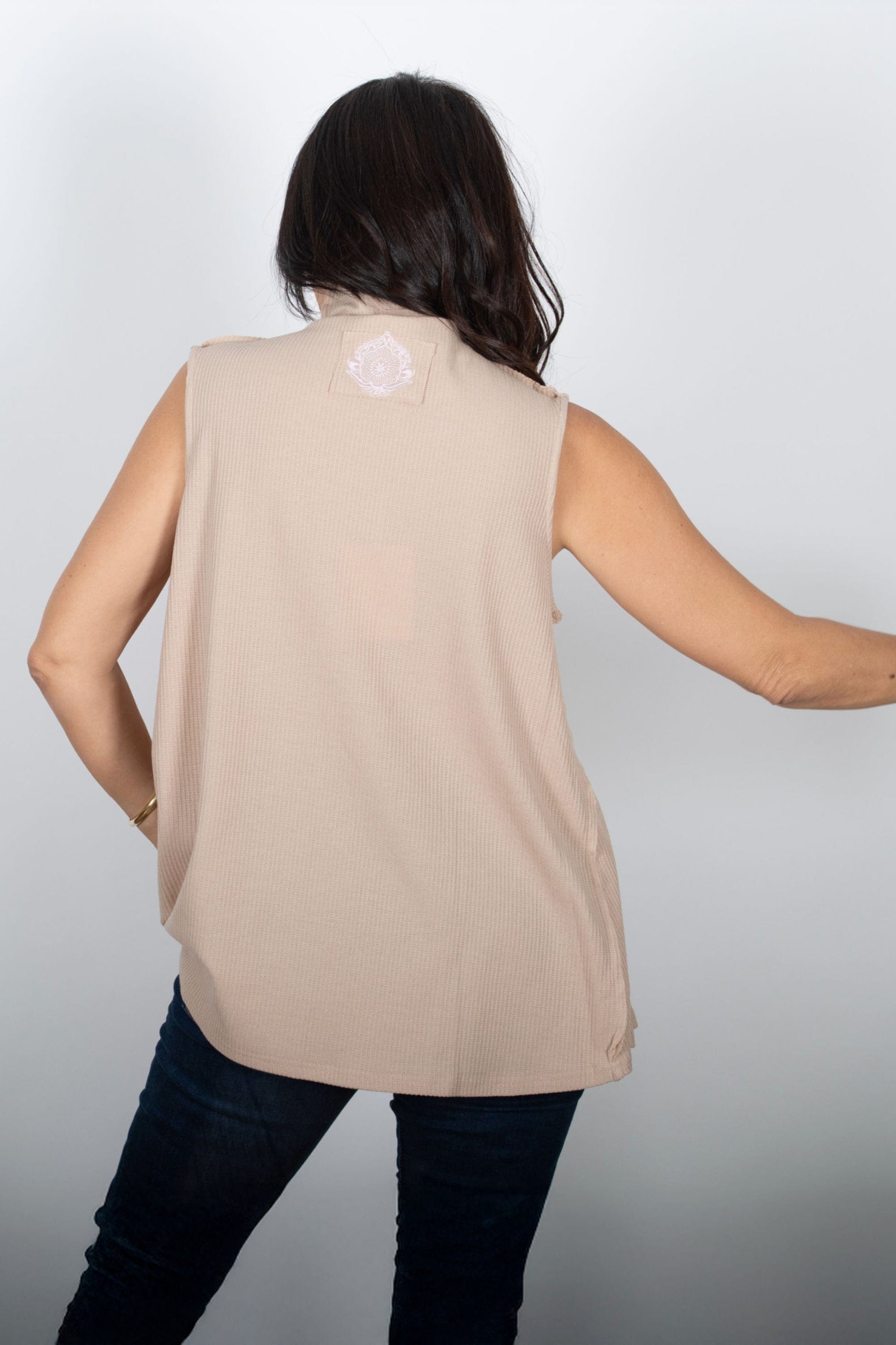 NOAM גופיית מיני גולף קאמל וופל image 10