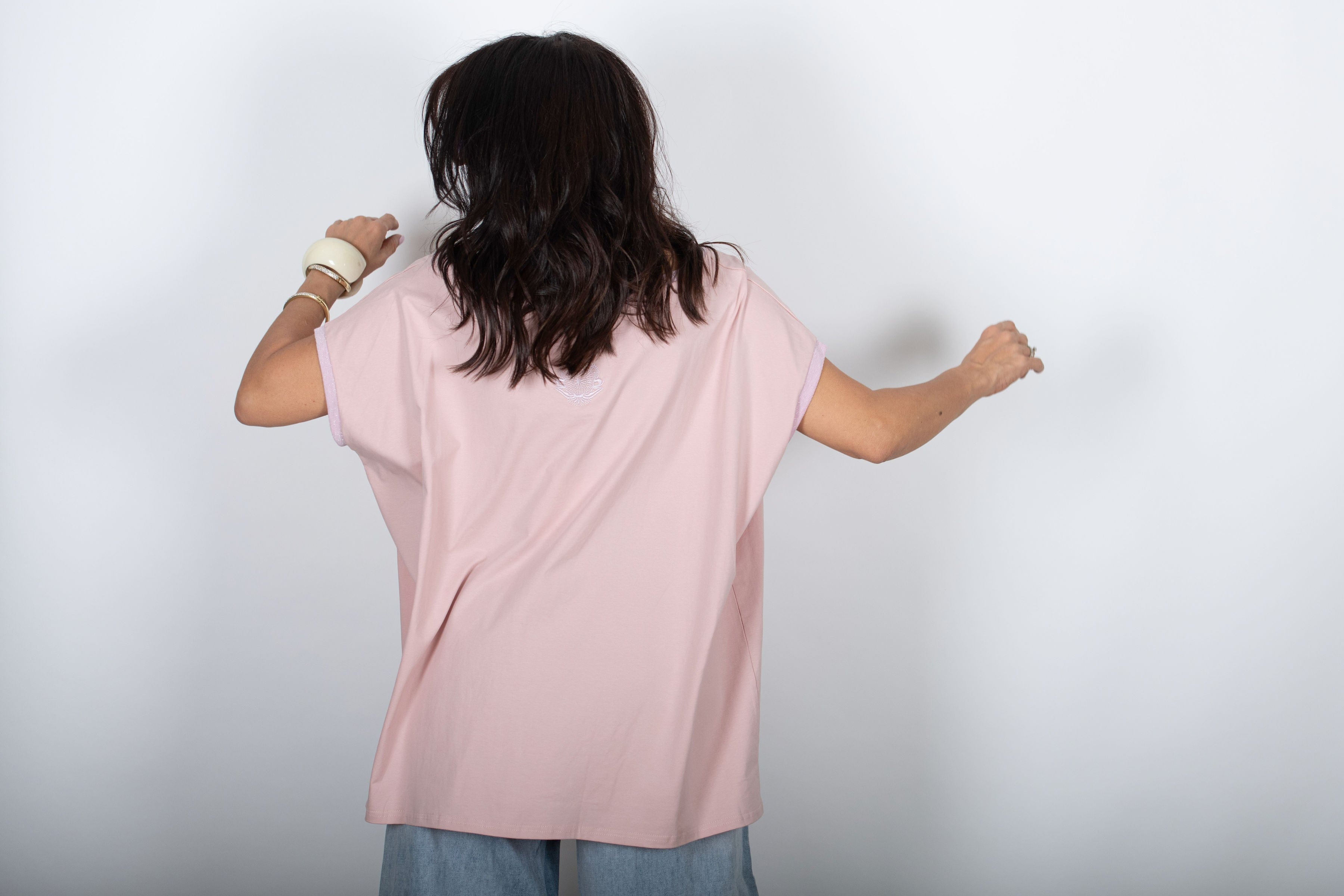 OFER חולצה ורודה אוברסייז image 10