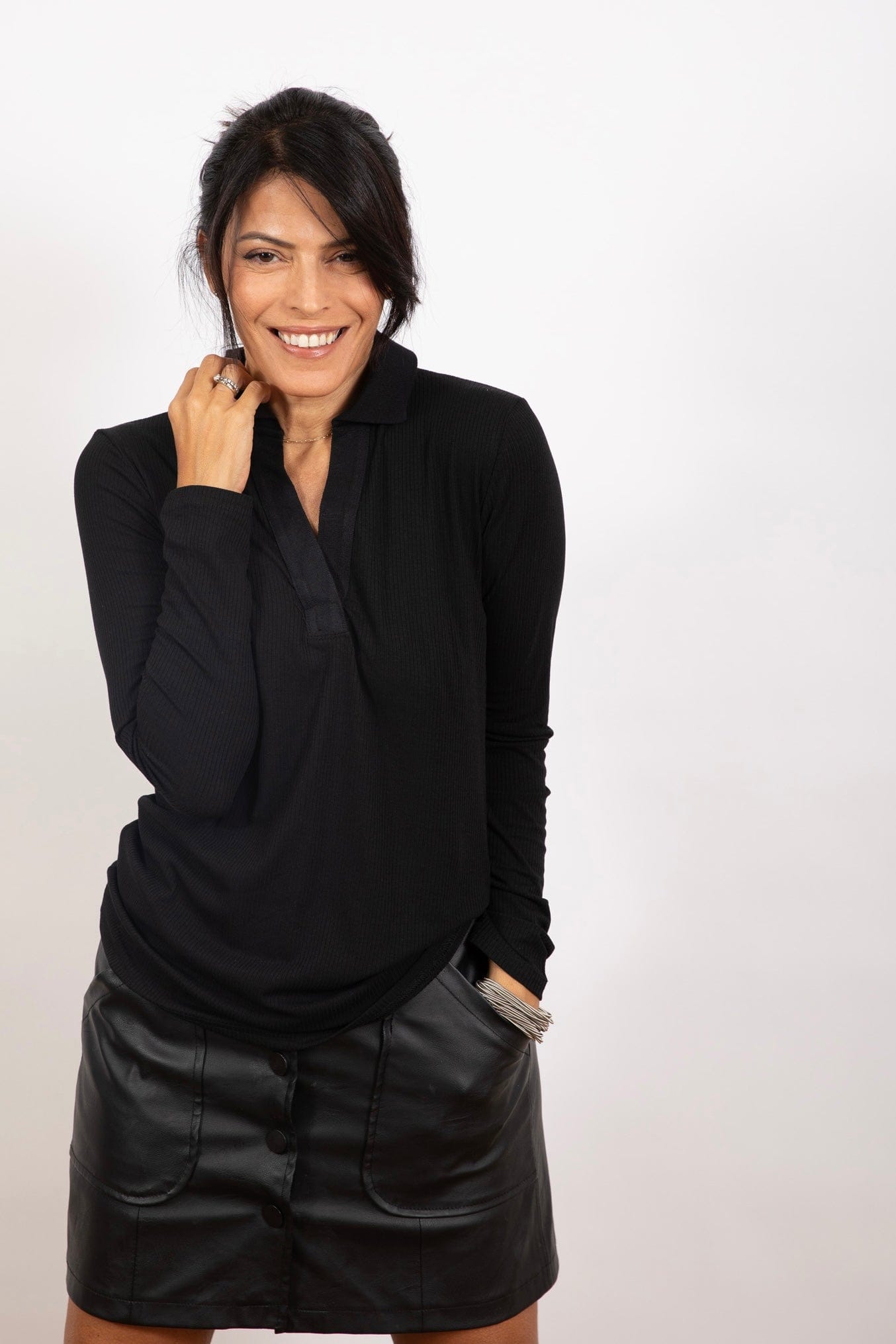 I SHIRT  חולצה שחורה image 0