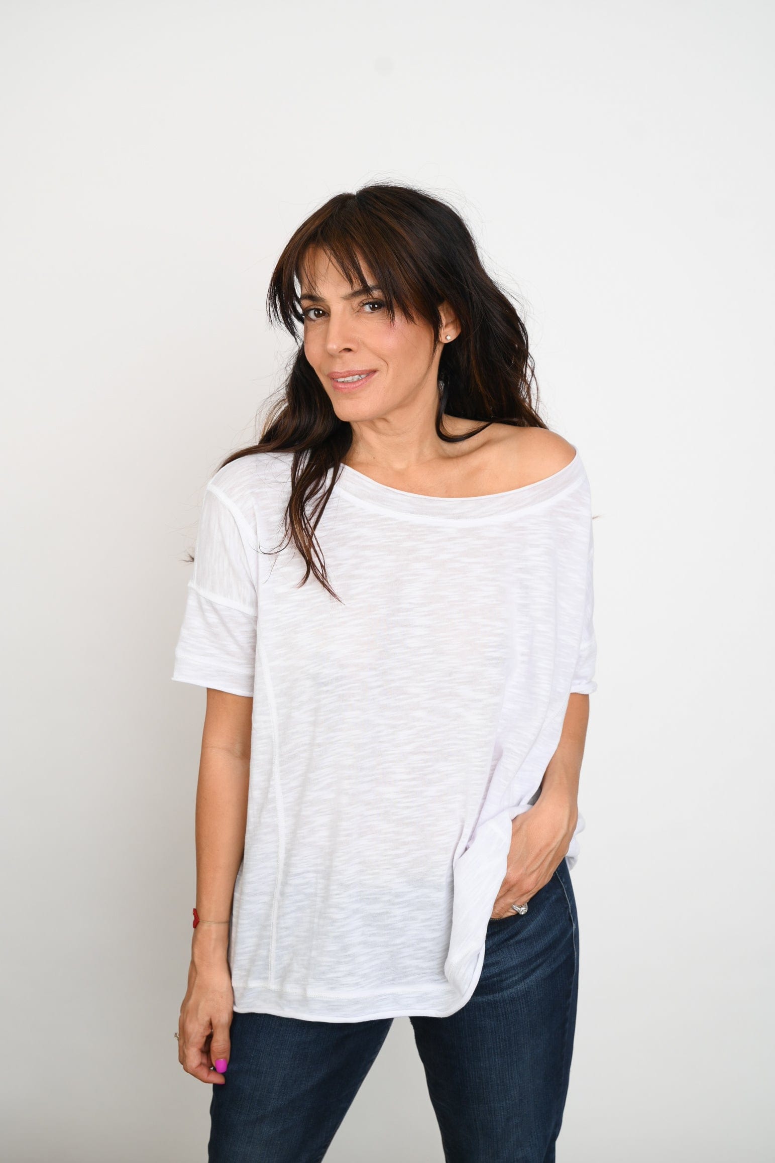 IT חולצה לבנה image 8