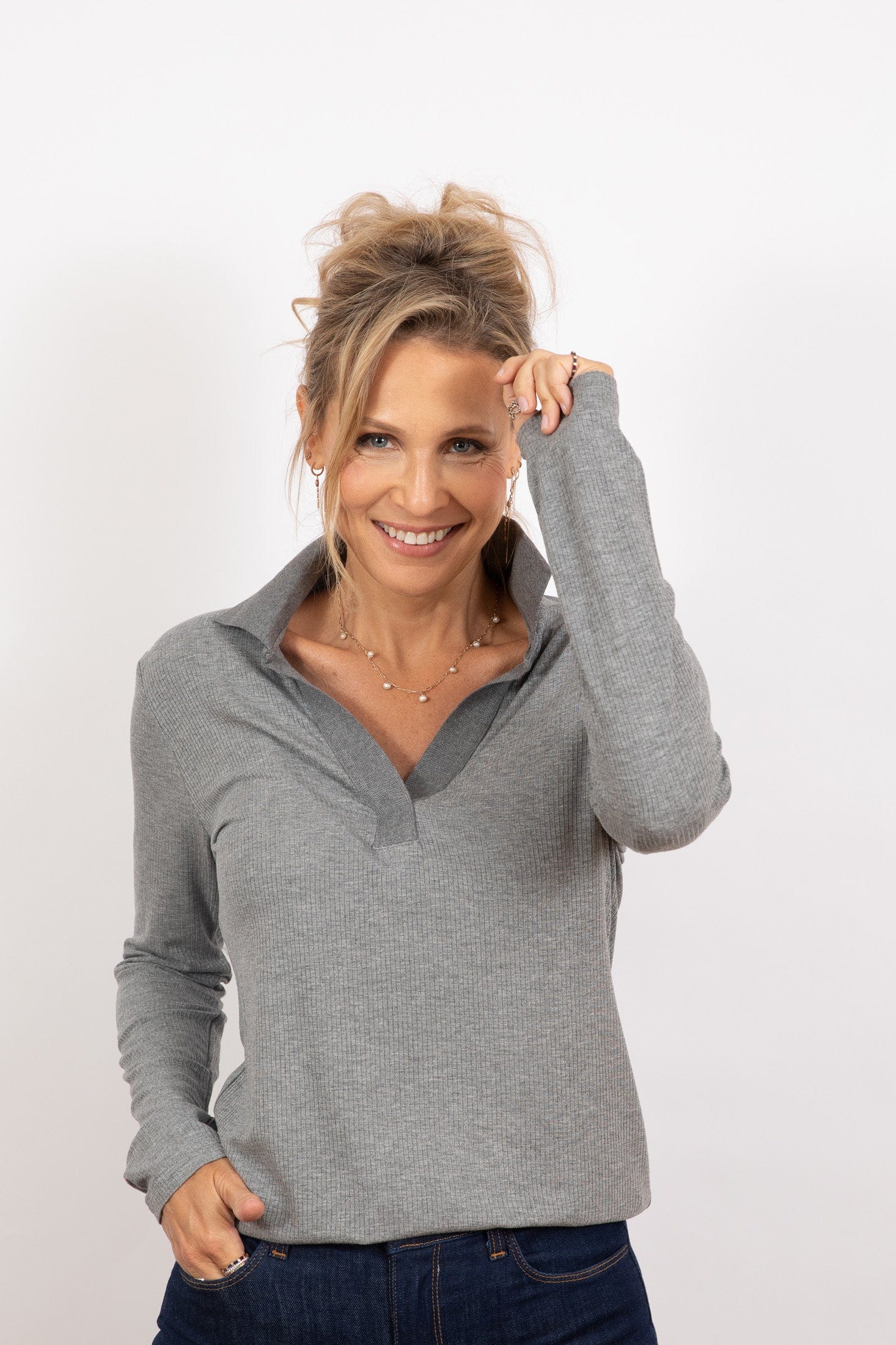 I SHIRT  חולצה אפורה image 5