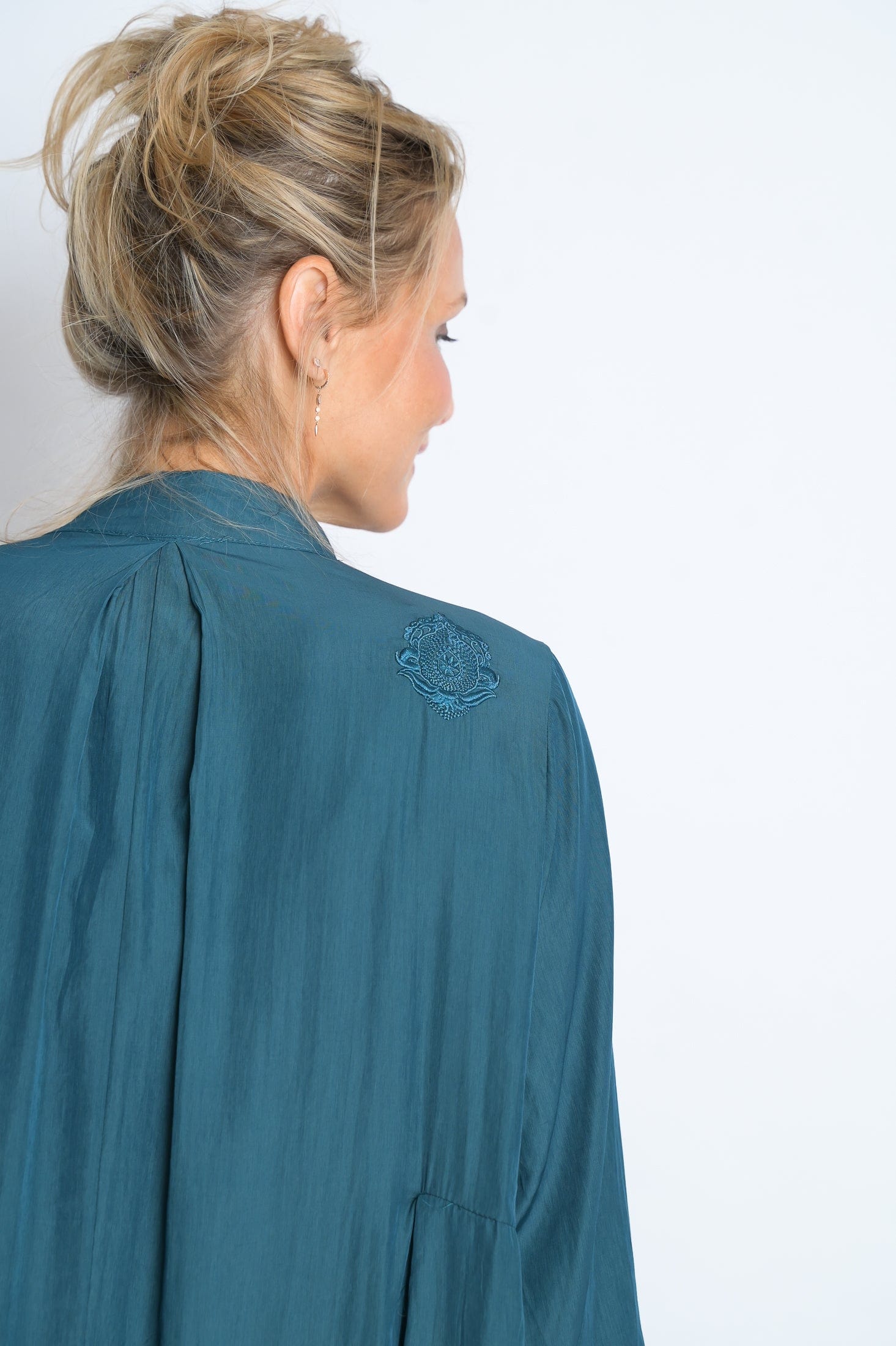 RANA שמלת אוברסייז image 6