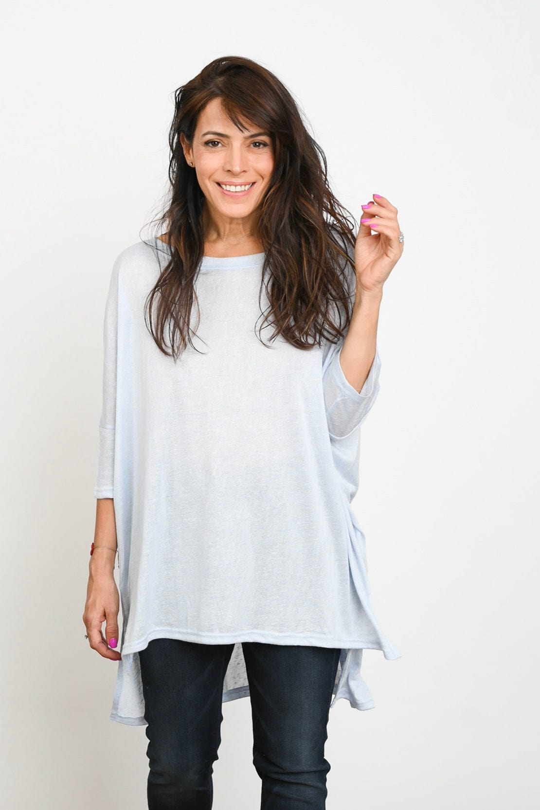 LEO  חולצה תכלת אוברסייז גדולה image 0