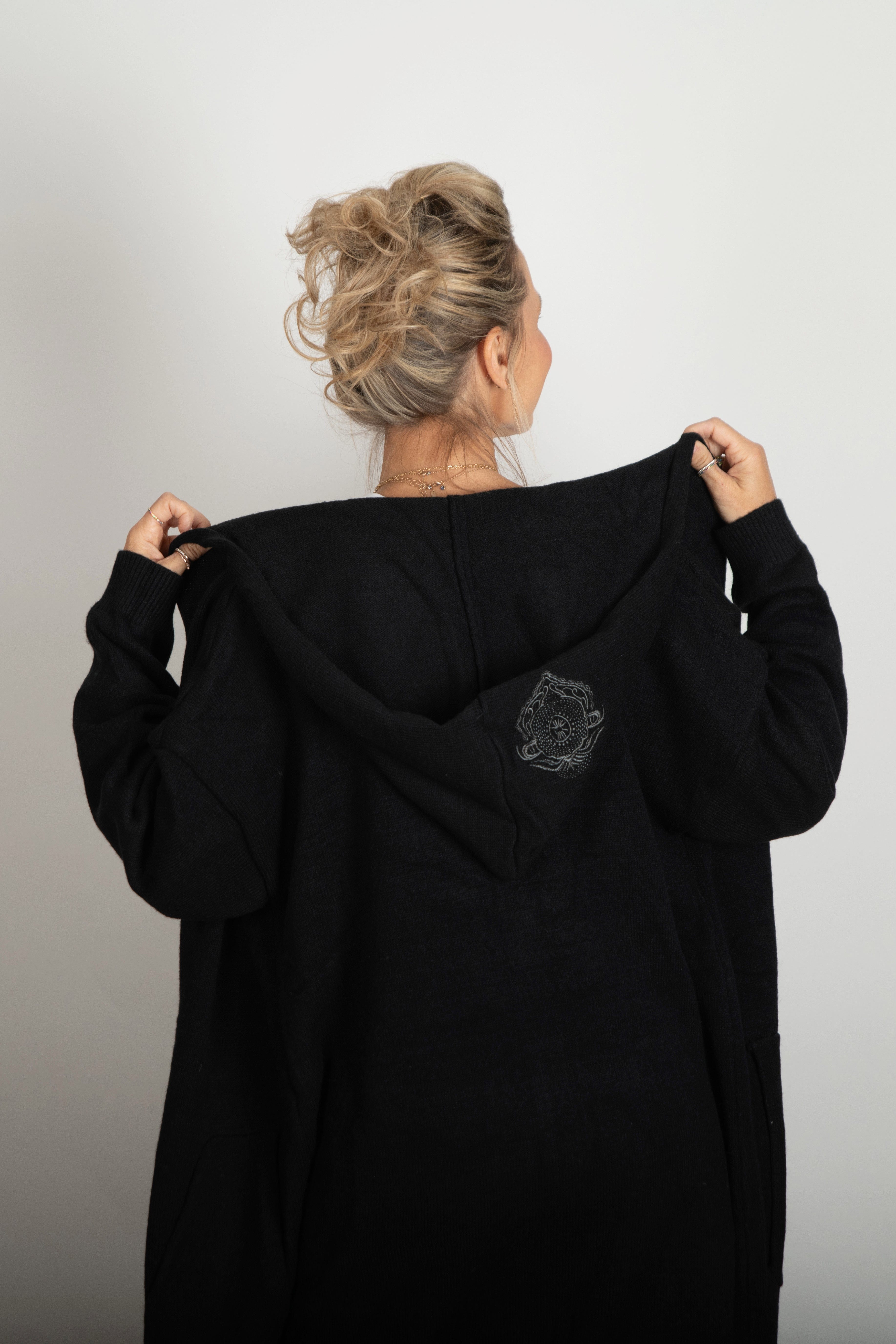 BEYONCE עליונית סריג שחורה image 7